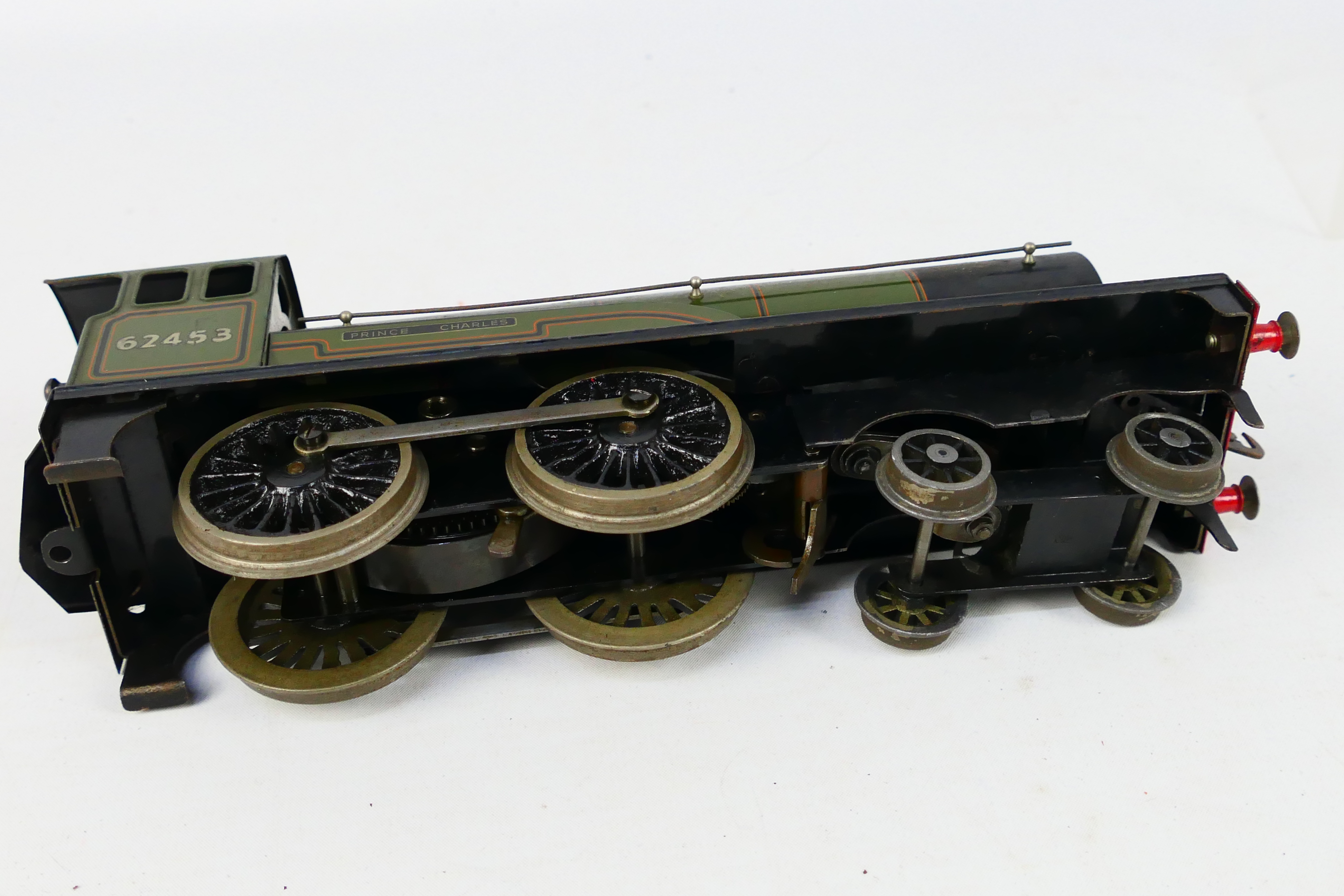 Bassett Lowke - Model Railways - An unboxed clockwork O gauge Bassett Lowke 4-4-0 62453 'Prince - Image 7 of 9