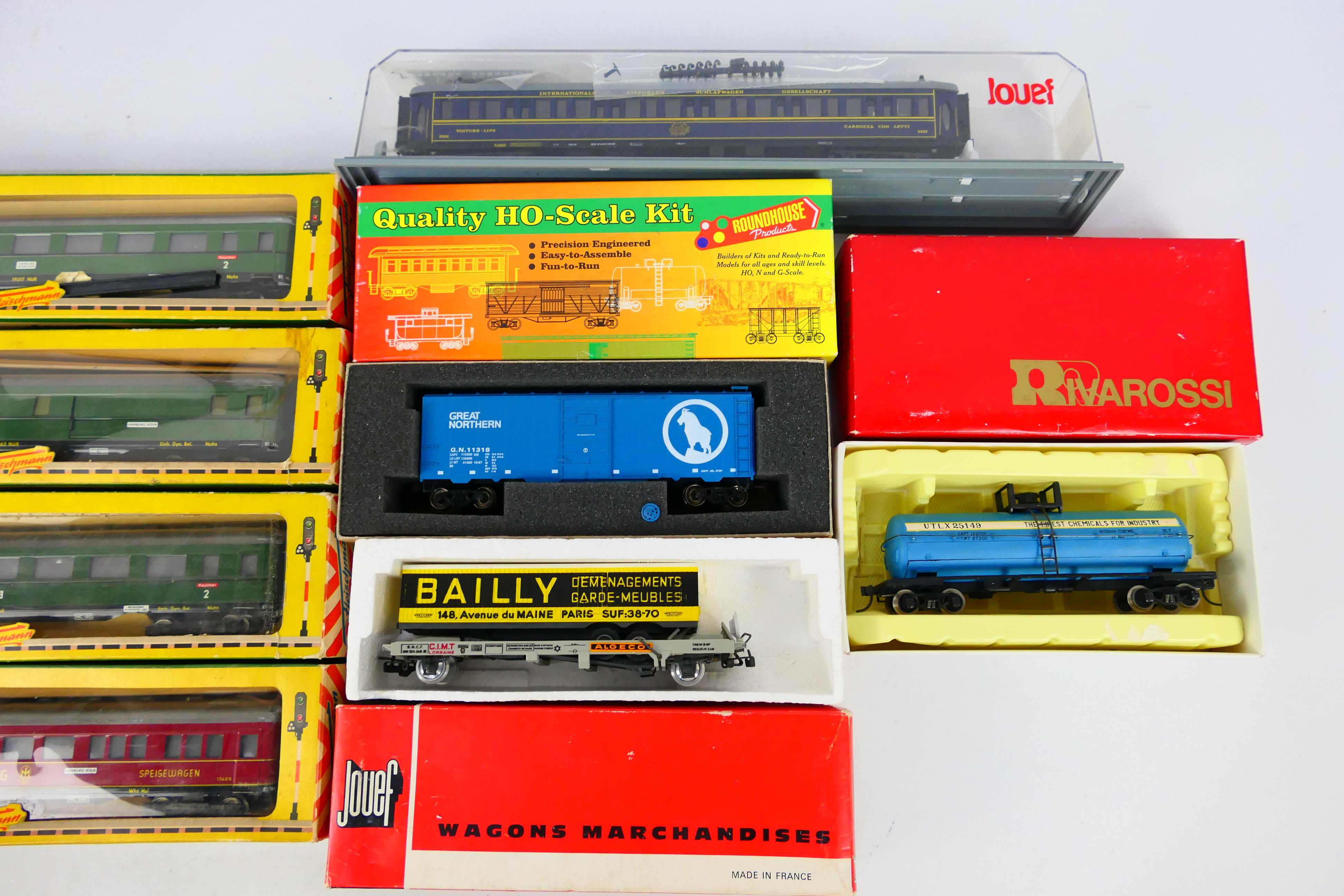 Fleischmann - Jouef - Rivarossi - Eight boxed items of HO gauge passenger coaches and freight - Image 3 of 3