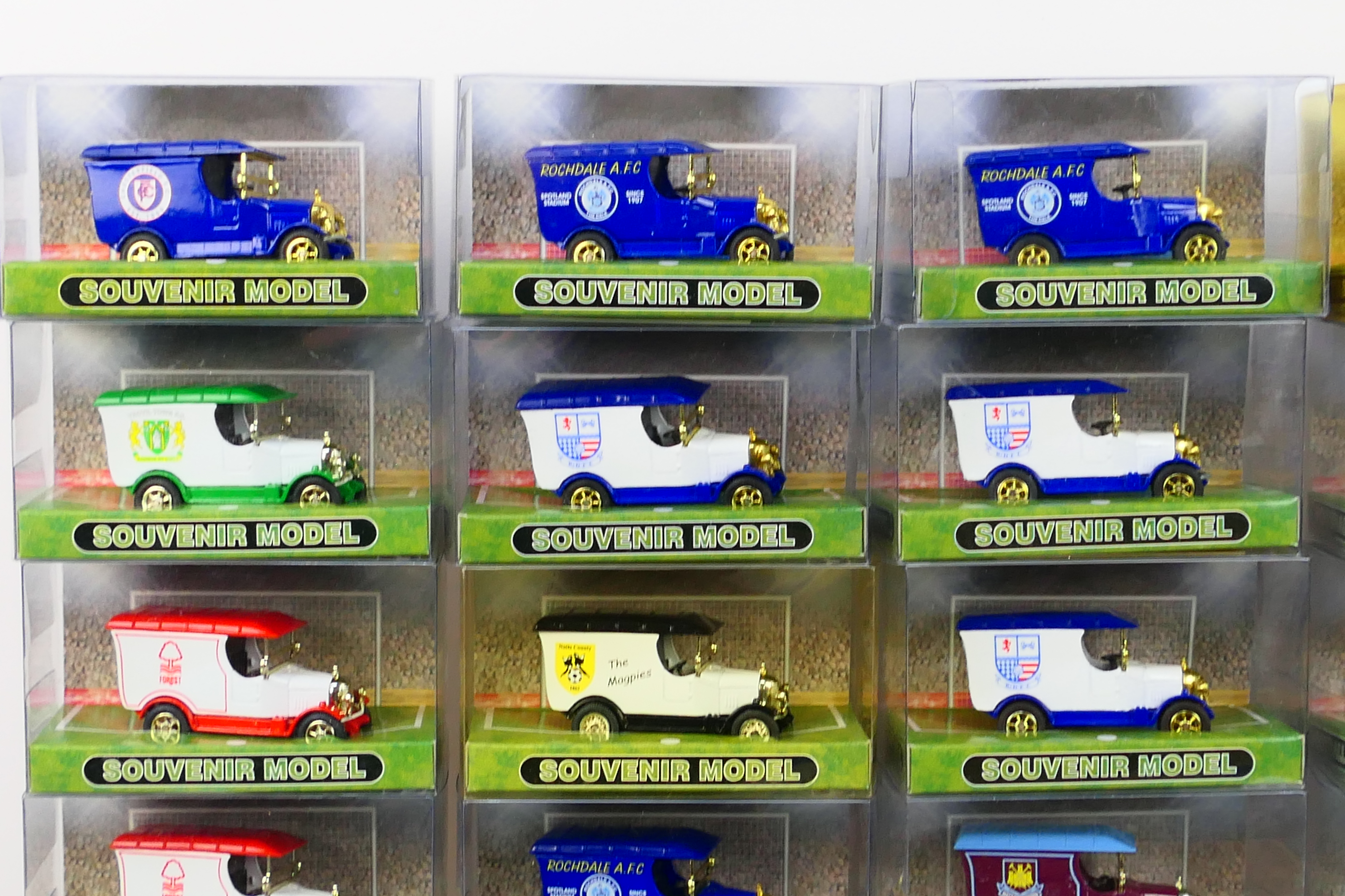 Oxford Diecast - A collection of 30 Diecast Metal Souvenir Model vehicles including Rochdale A.F. - Image 2 of 5