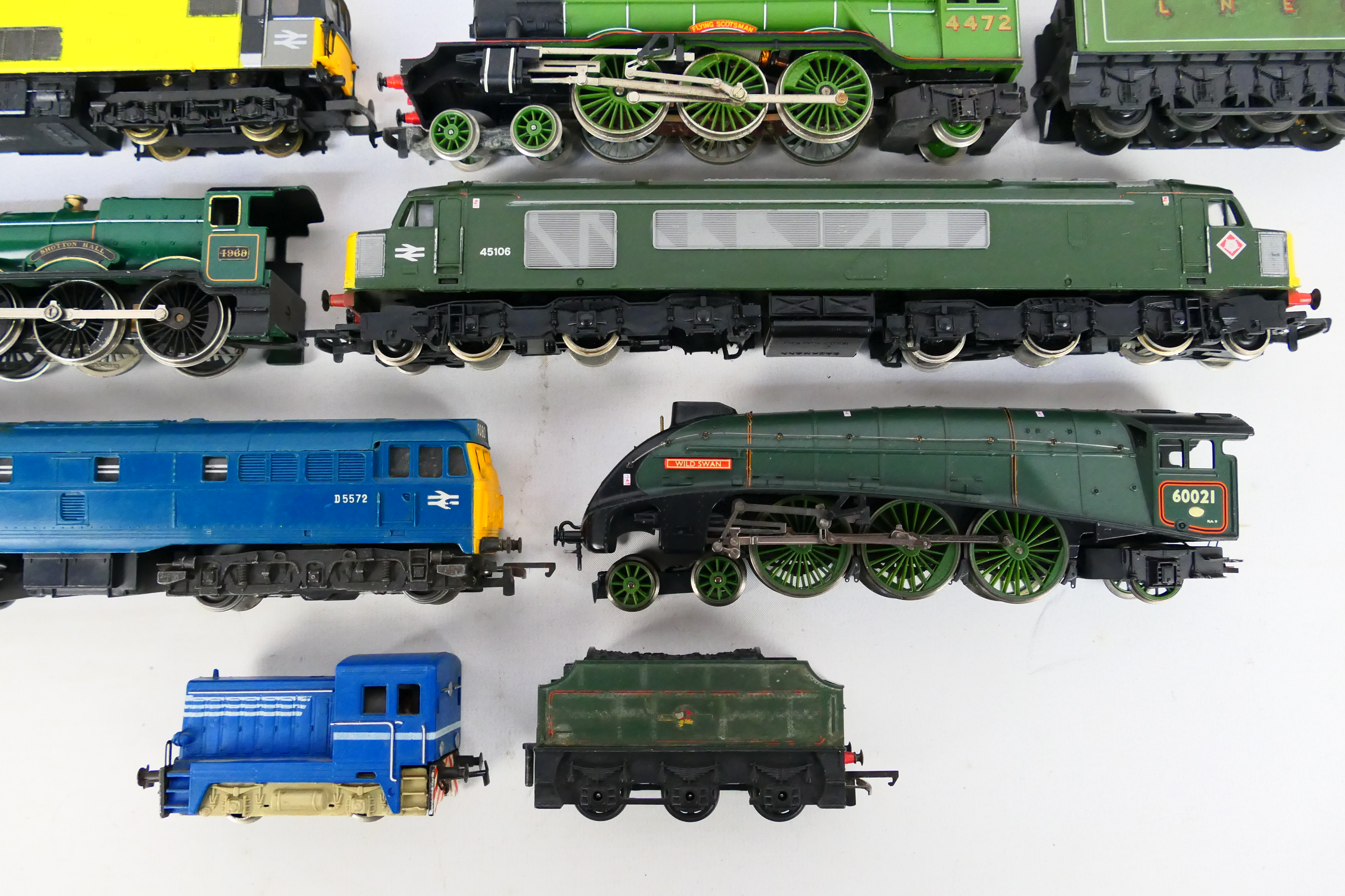 Hornby - Bachmann - Tri-ang - Gutzold - An unboxed group of seven steam and diesel locomotives in - Image 4 of 4