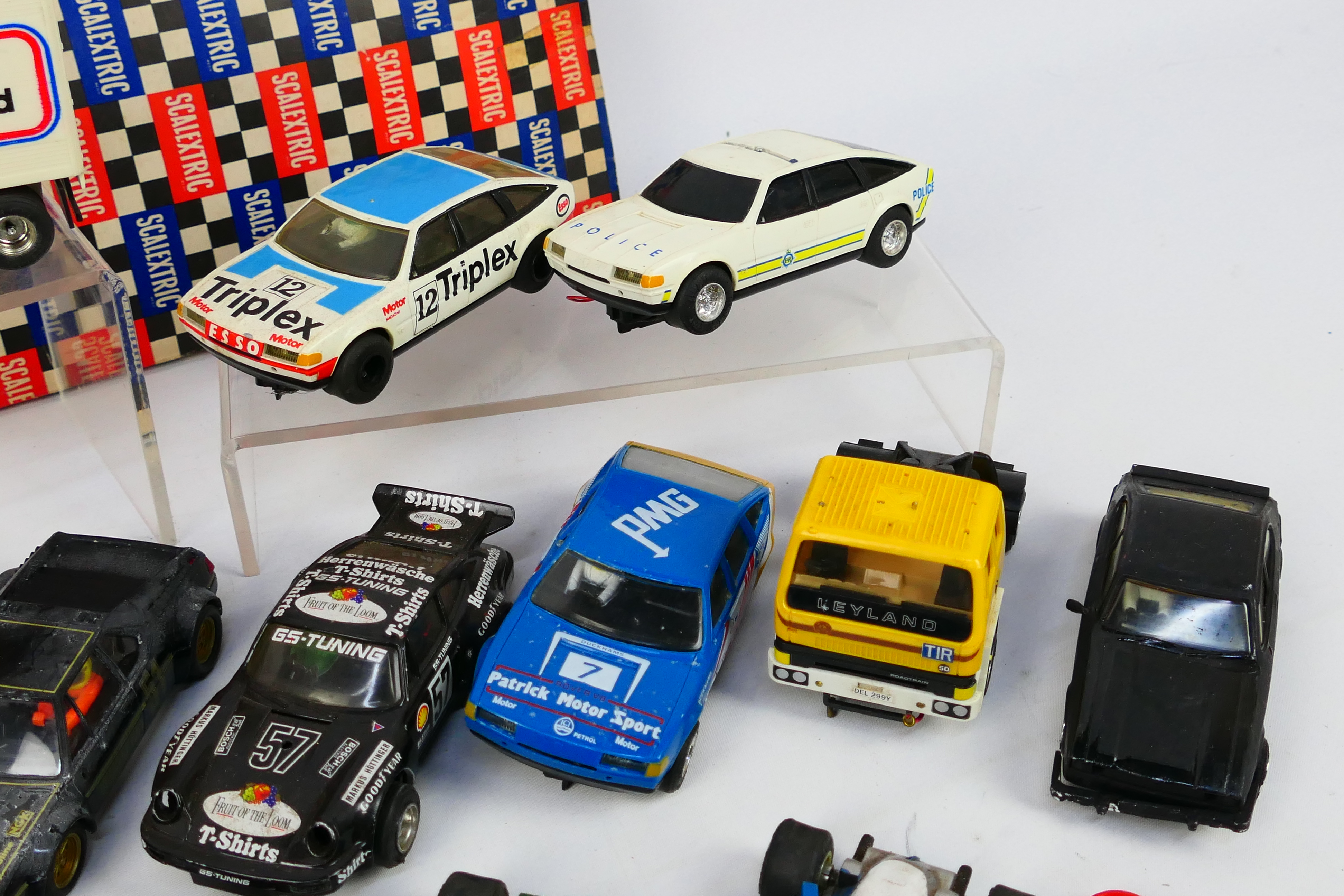 Scalextric - A collection of unboxed vintage Scalextric cars in varying condition from the circa - Image 2 of 4