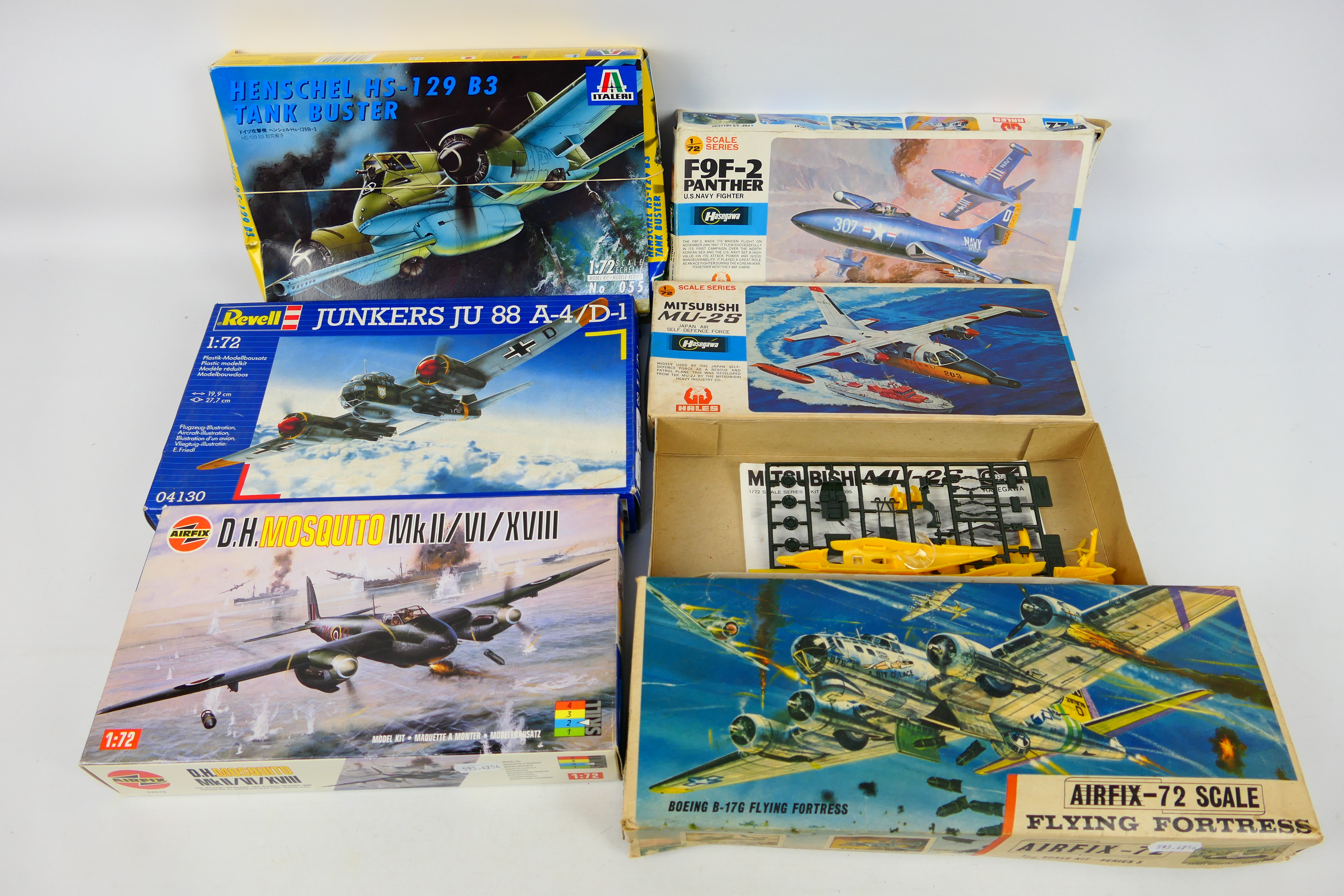 Airfix - Italeri - Hales - Hasegawa - 6 x aircraft model kits in 1:72 scale including Junkers Ju88,