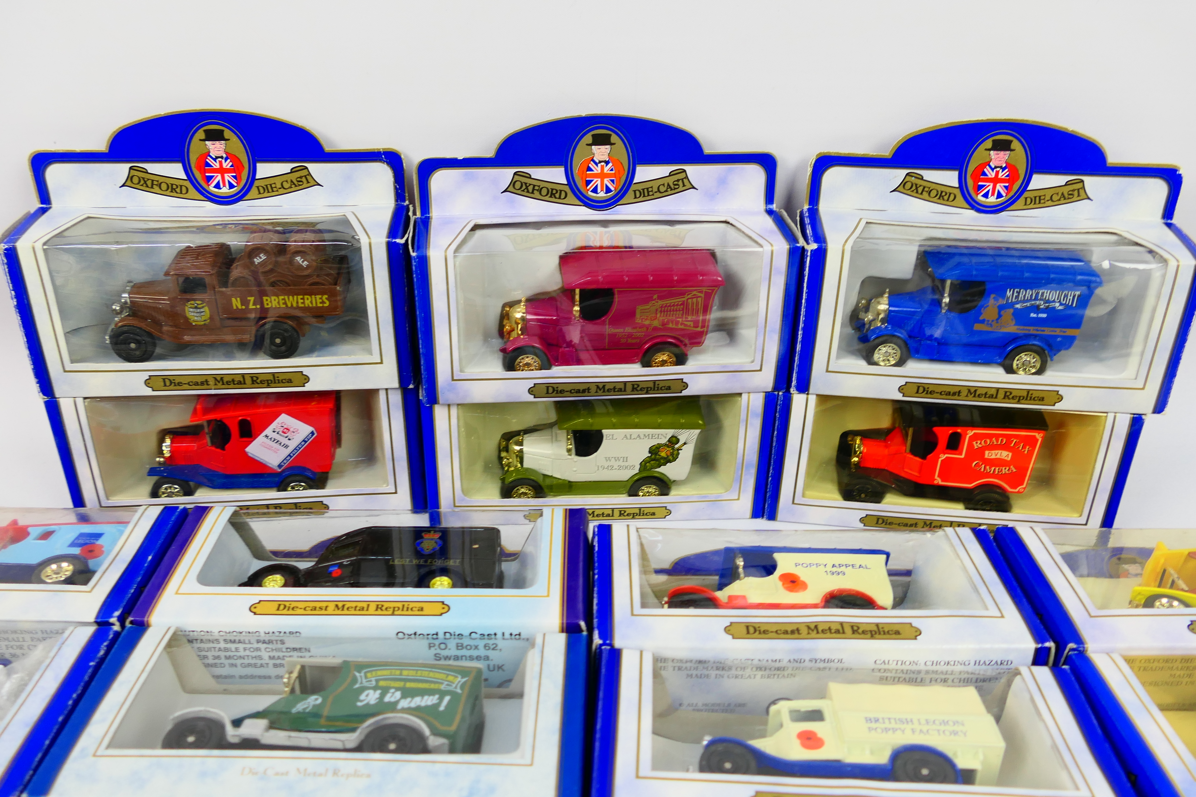 Oxford Diecast - A collection of 30 Oxford Diecast Metal replica vehicles including Road Tax Camera, - Image 3 of 3