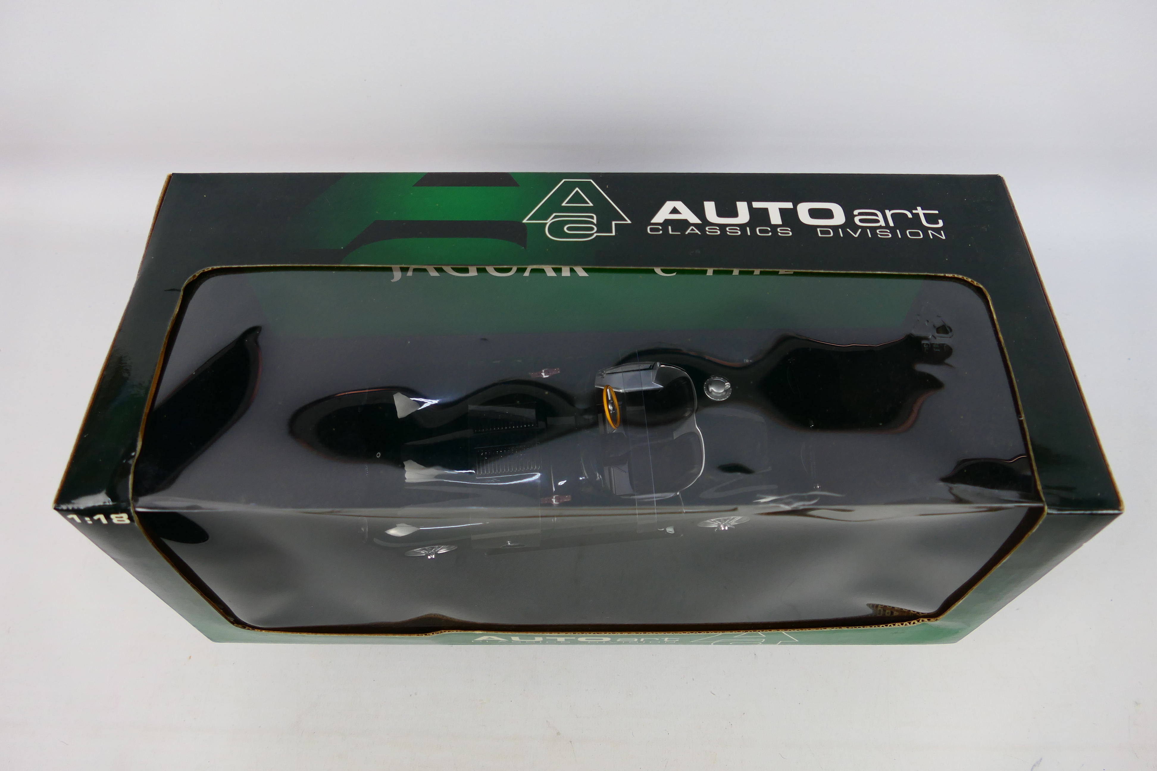 AutoArt - A boxed AutoArt #725034 1:18 scale Jaguar C-Type. - Image 3 of 3