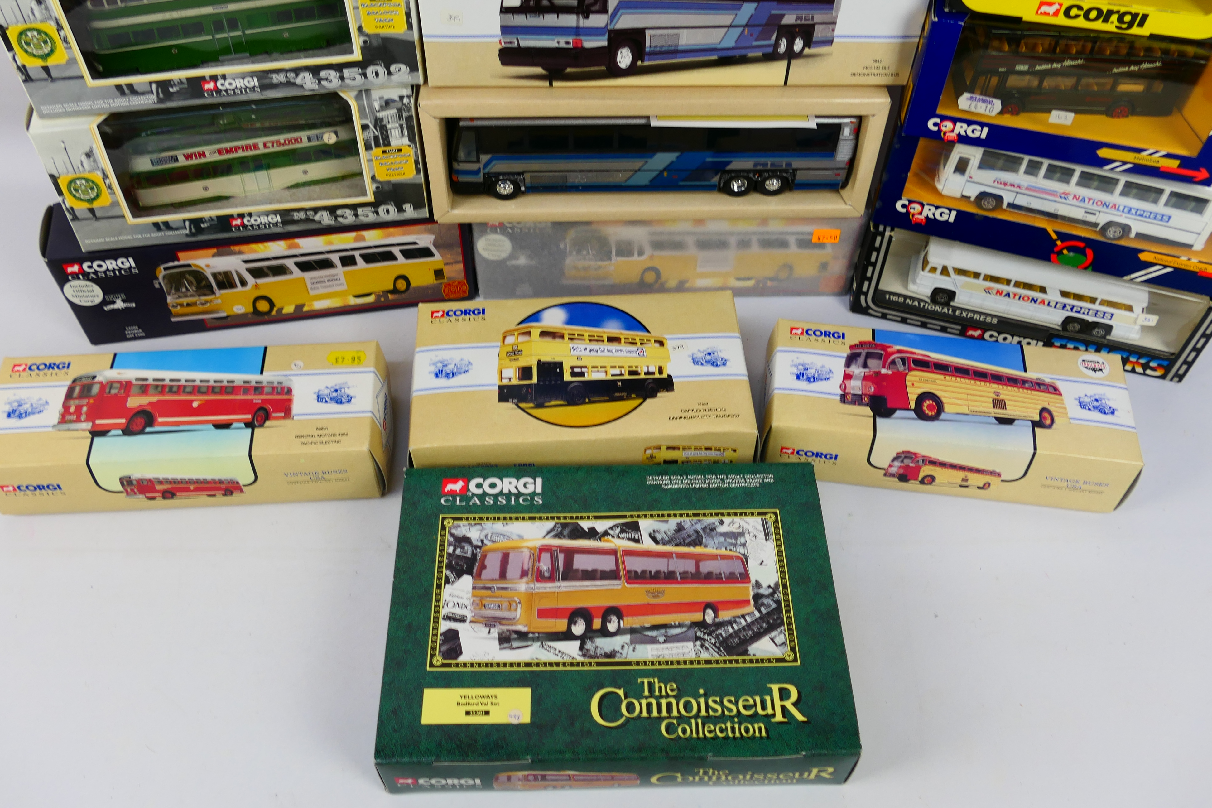 Corgi Classics - Corgi - A fleet of 14 boxed diecast model buses and trams in several scales from - Image 4 of 4