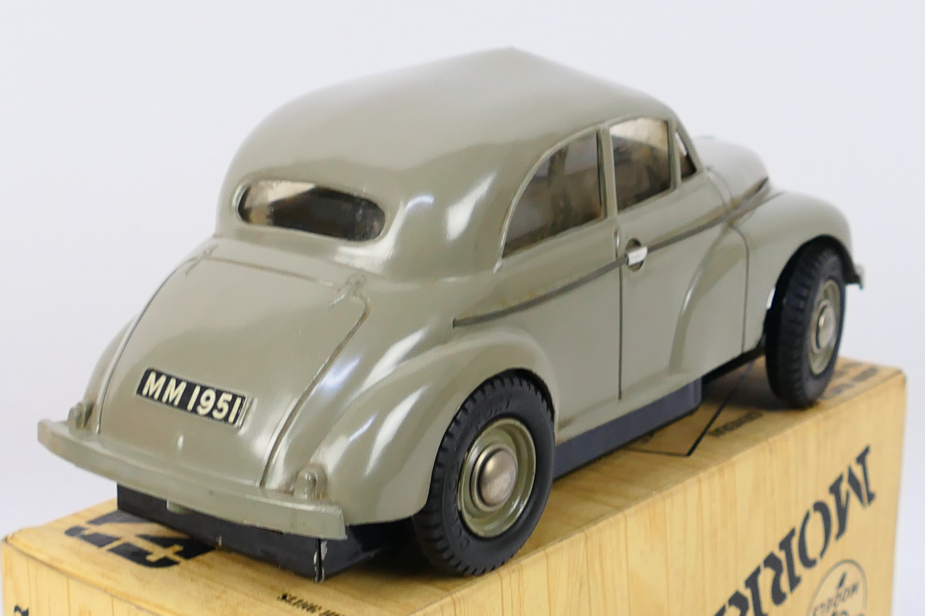 Victory Industries - A boxed motorised V Model Morris Minor low light model in grey. - Image 5 of 7