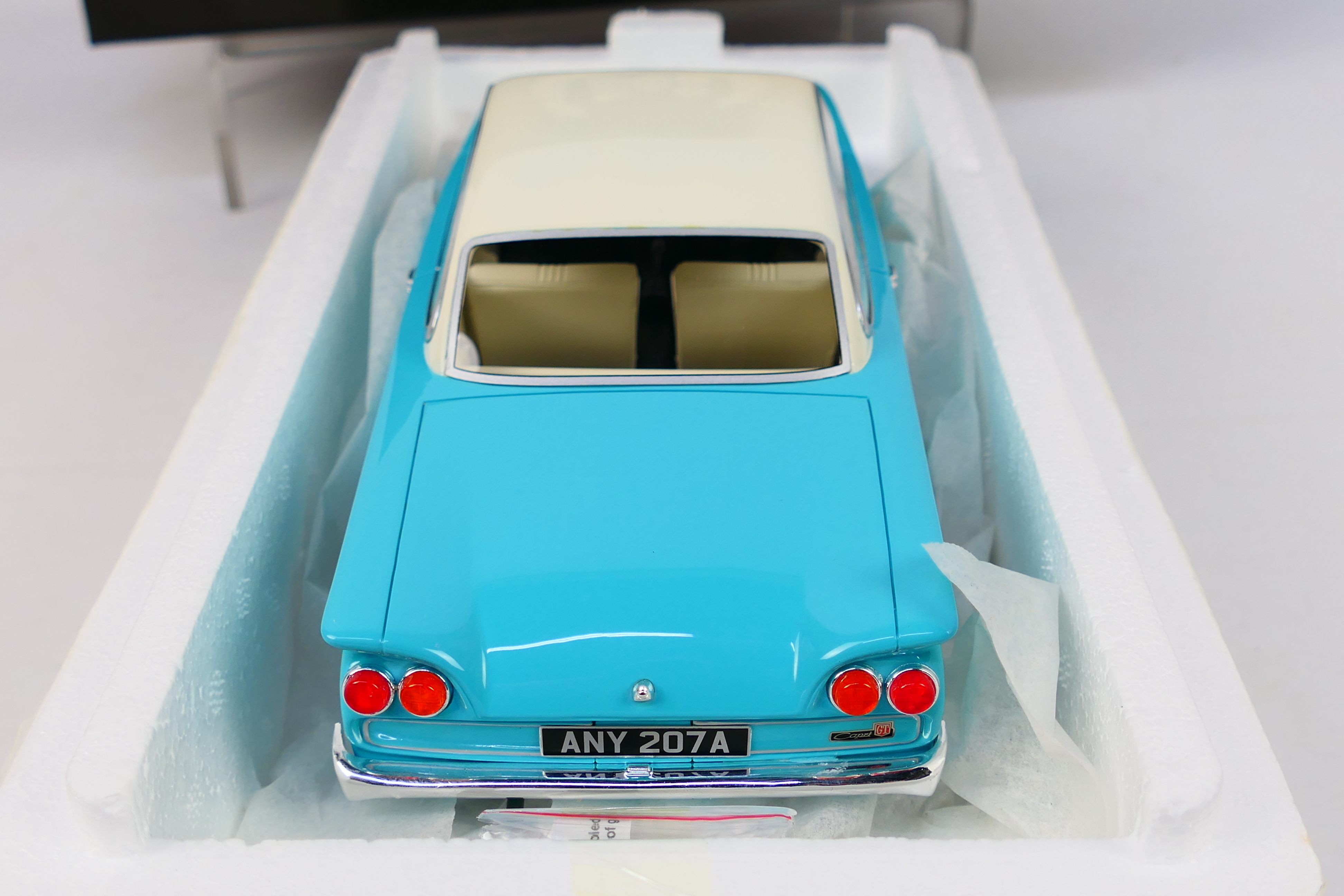 Best of Show (BoS) - A boxed 1:18 scale Best of Show BOS207 Ford Consul Capri 116E GT. - Image 4 of 4