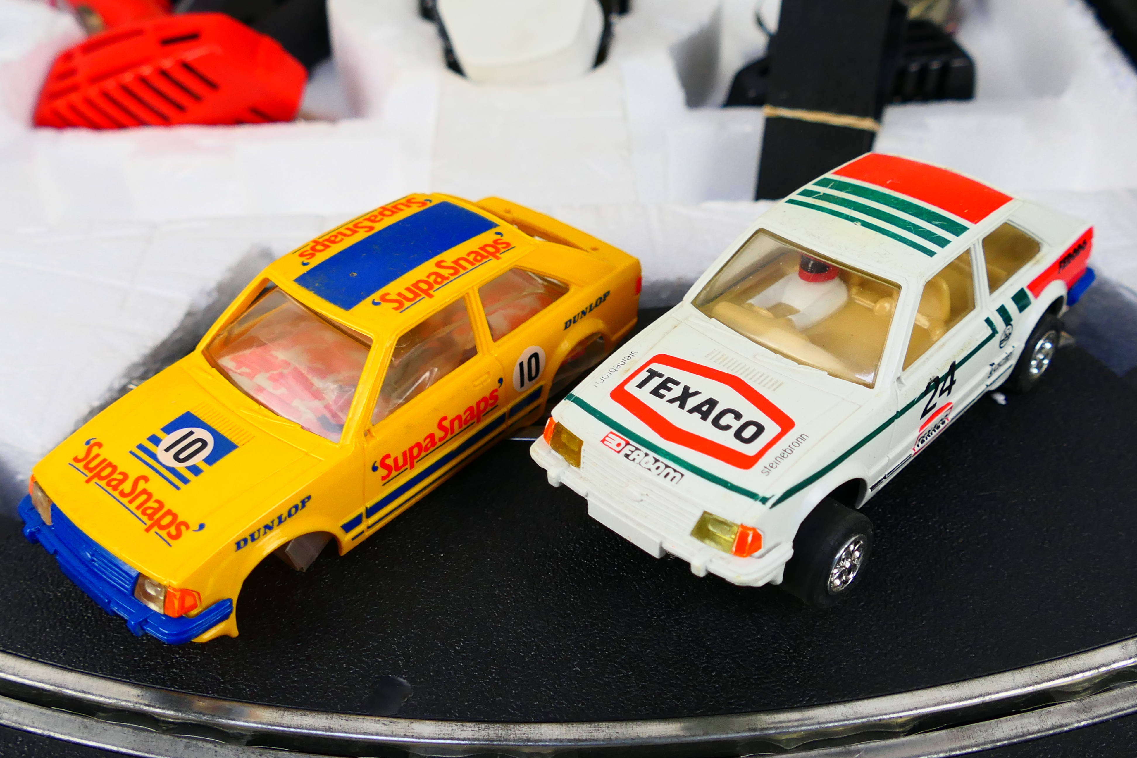 Scalextric - A boxed Ford Escort Night Stages set # C850. - Image 3 of 3