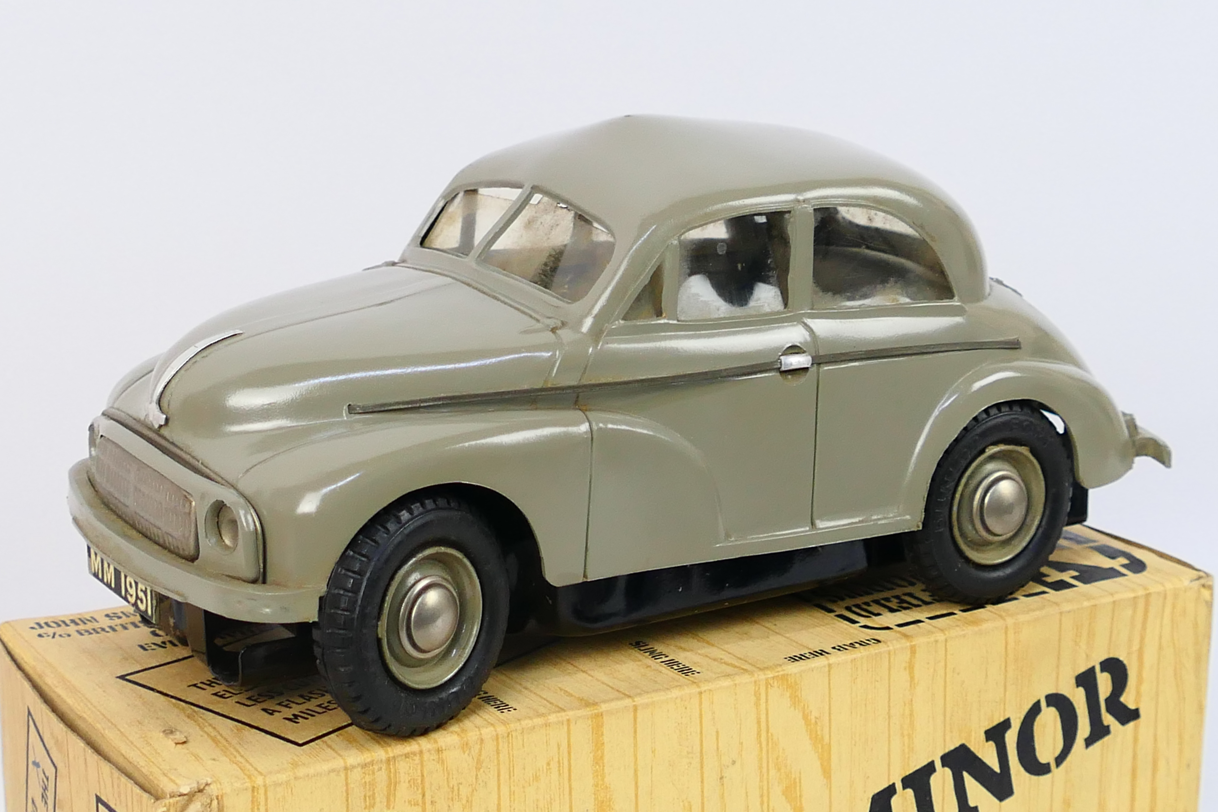 Victory Industries - A boxed motorised V Model Morris Minor low light model in grey. - Image 2 of 7