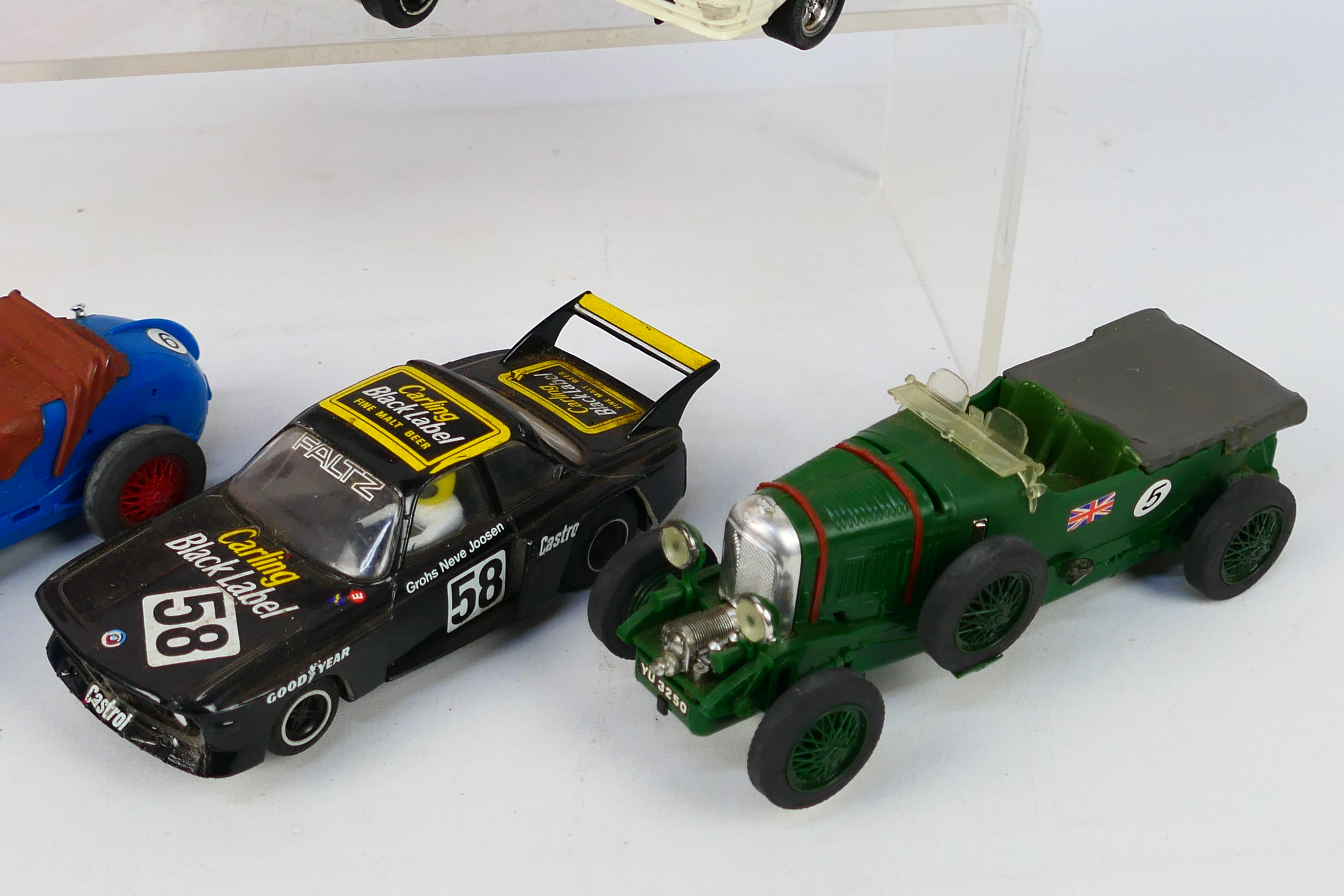 Scalextric - A collection of unboxed vintage Scalextric cars from the 1960s including a 4. - Image 4 of 4