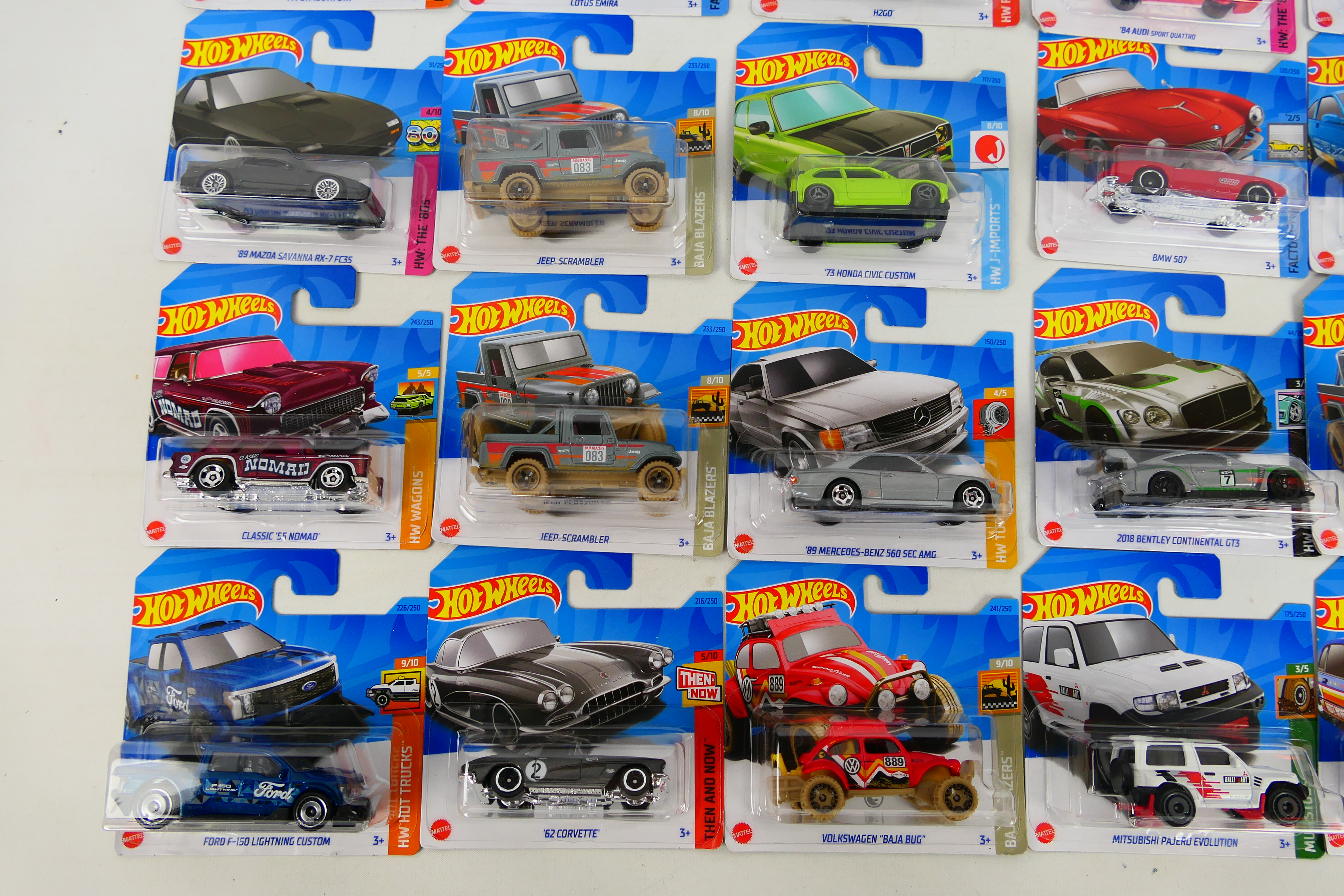 Mattel - HotWheels - A collection of 20 HotWheels vehicles from the 2022 range including - Image 4 of 6