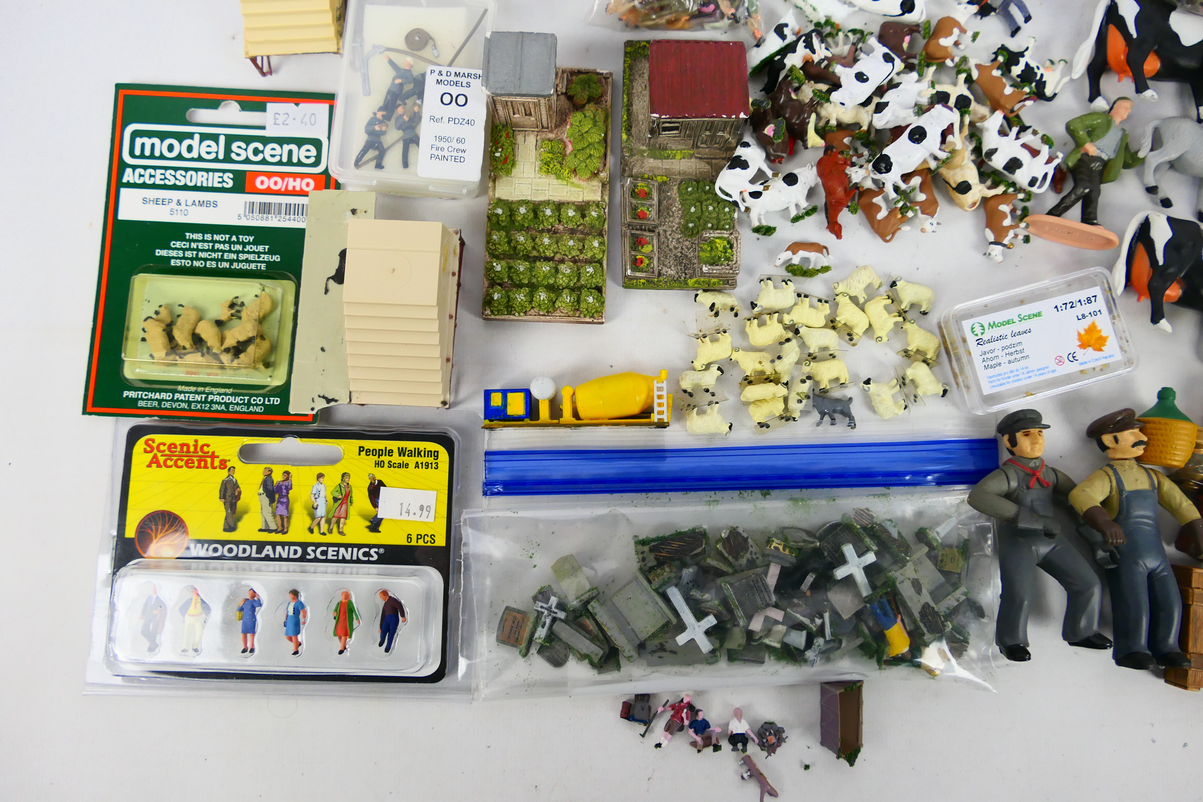Hornby - Model Scene - Woodland Scenics - Others - A very large predominately unboxed collection of - Image 2 of 9