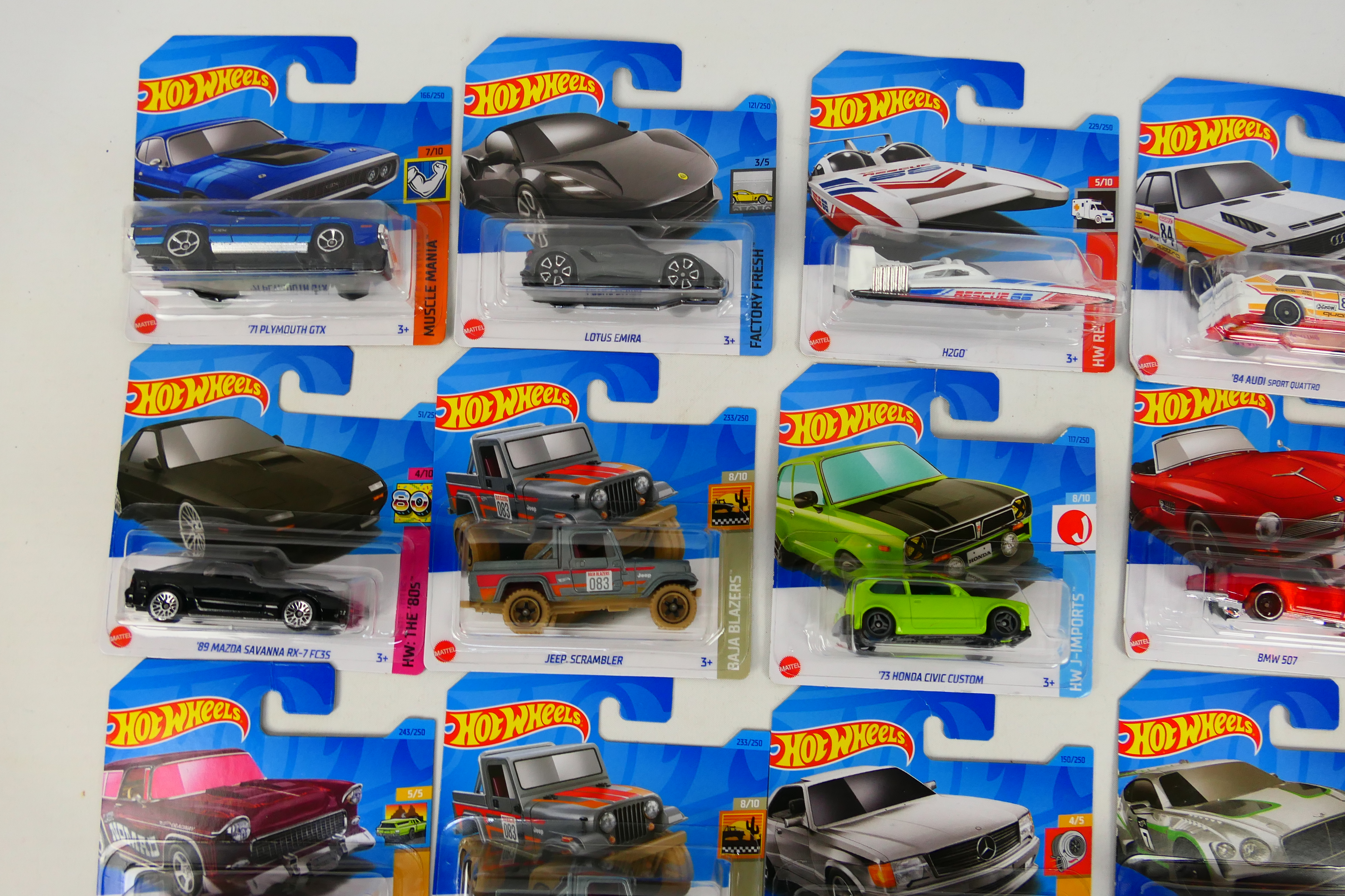 Mattel - HotWheels - A collection of 20 HotWheels vehicles from the 2022 range including - Image 2 of 6