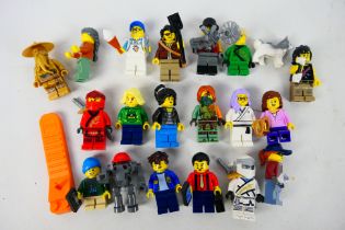 Lego - A collection of 19 x unboxed Lego minifigures with a dog and a brick separator tool.