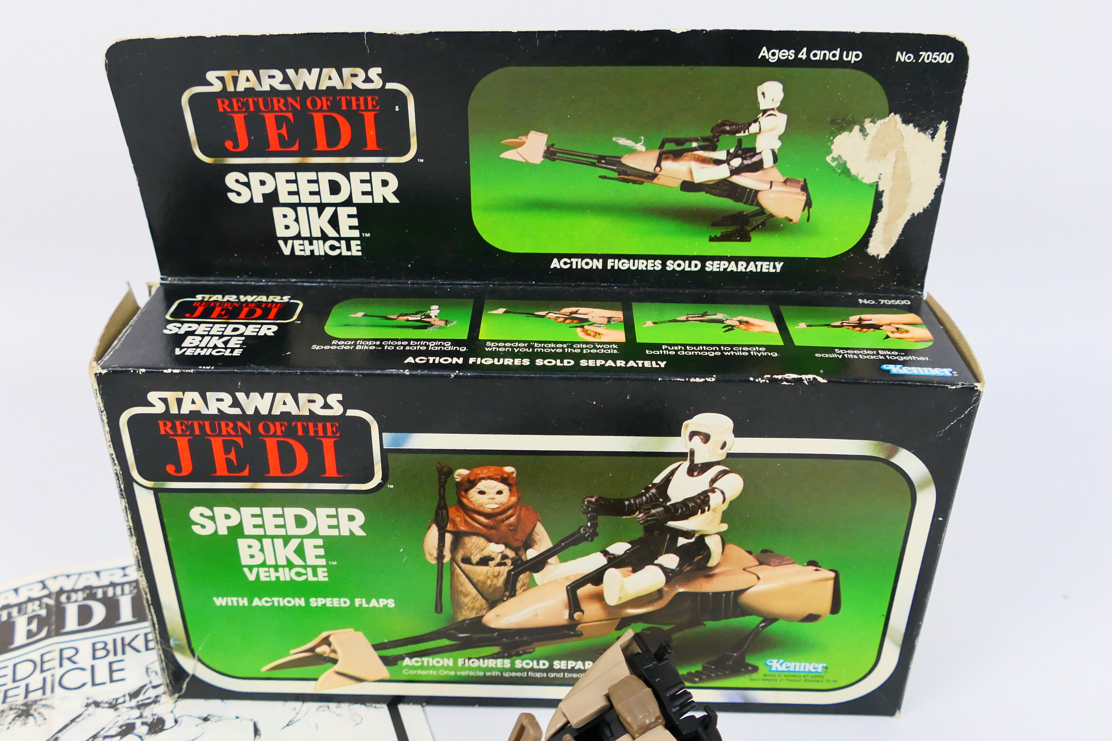 Star Wars - Kenner - A boxed Star Wars ROTJ Speeder Bike. - Bild 7 aus 8