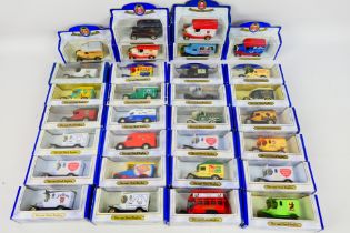 Oxford Diecast - A collection of 30 Oxford Diecast Metal vehicles including 2000 Oxford Die-cast,