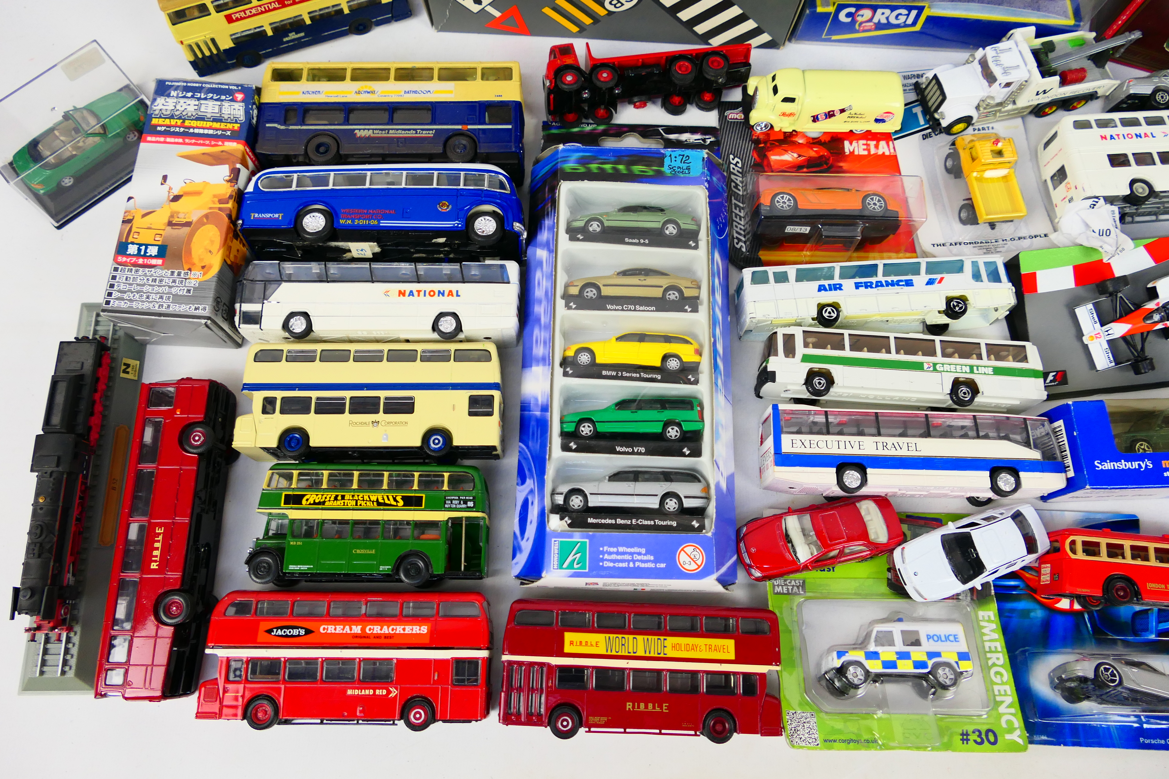 Corgi - Matchbox - Majorette - EFE - Others - A mixed collection of mainly unboxed diecast model - Image 4 of 5