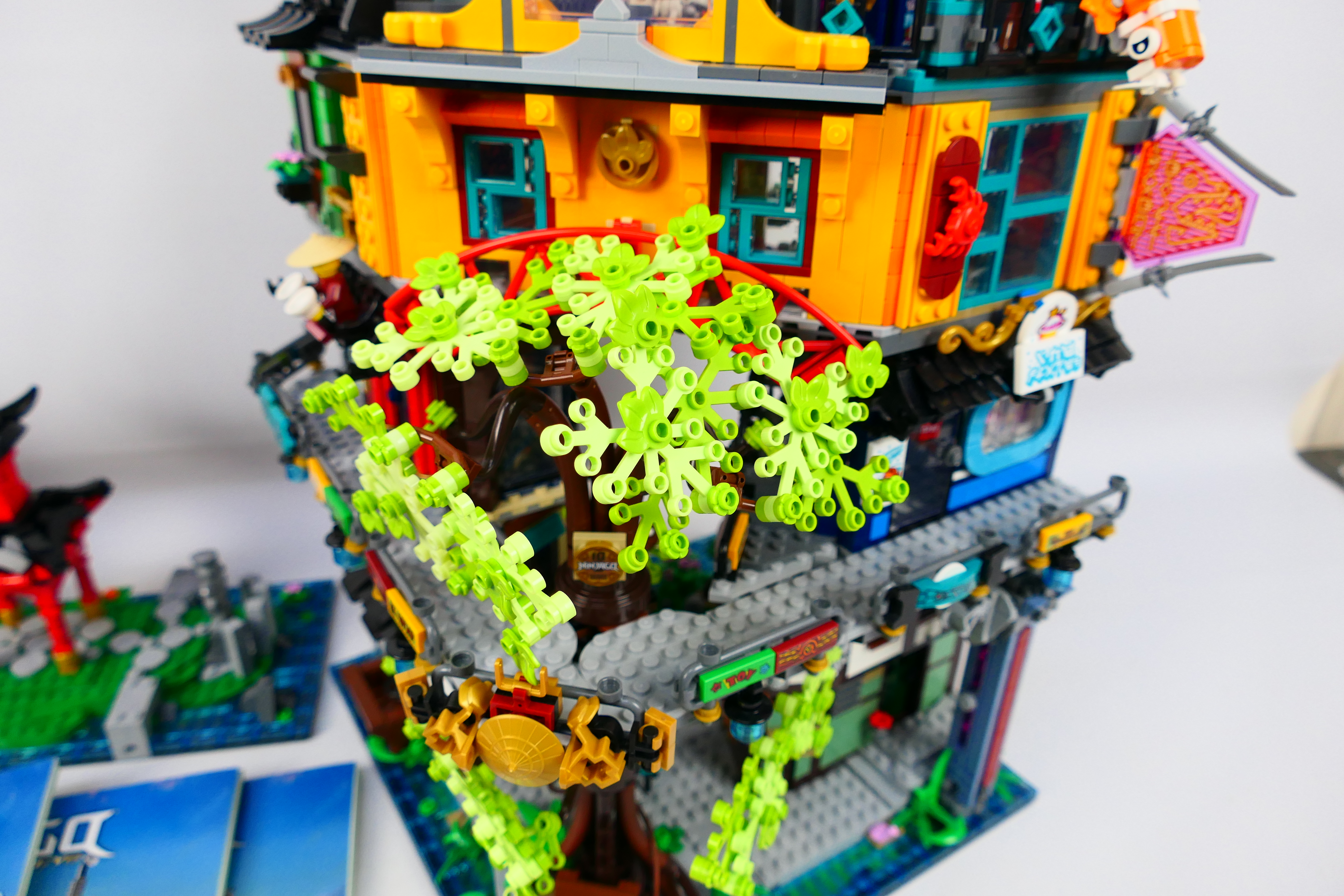 Lego - A fully built Lego Ninjago City Gardens set 71741. - Image 6 of 10