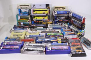 Majorette - Efsi - Teamsterz - Matchbox MOY - Others - A large boxed collection of plastic and