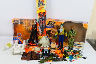 Hasbro - Action Man - 5 x Action Man figures and accessories including Action Kite Sky Jumper #