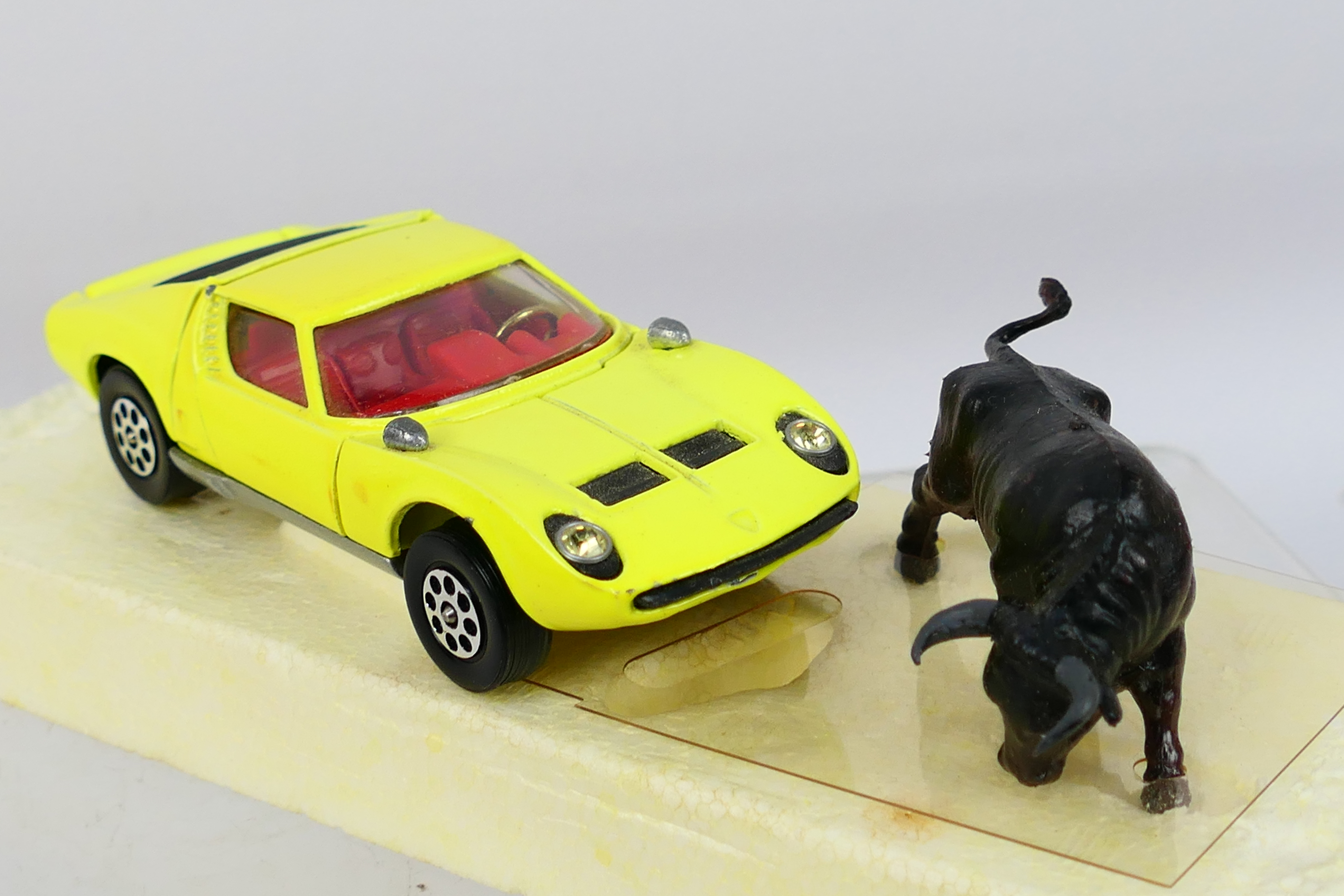 Corgi - Golden Jacks - 2 x boxed models, a Mini Marcos 850 GT # 341 and a Lamborghini Miura # 342. - Image 9 of 10