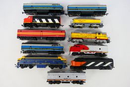 Bachmann - Tempo - Tri-ang - Other - An unboxed group of HO gauge Noreth American diesel
