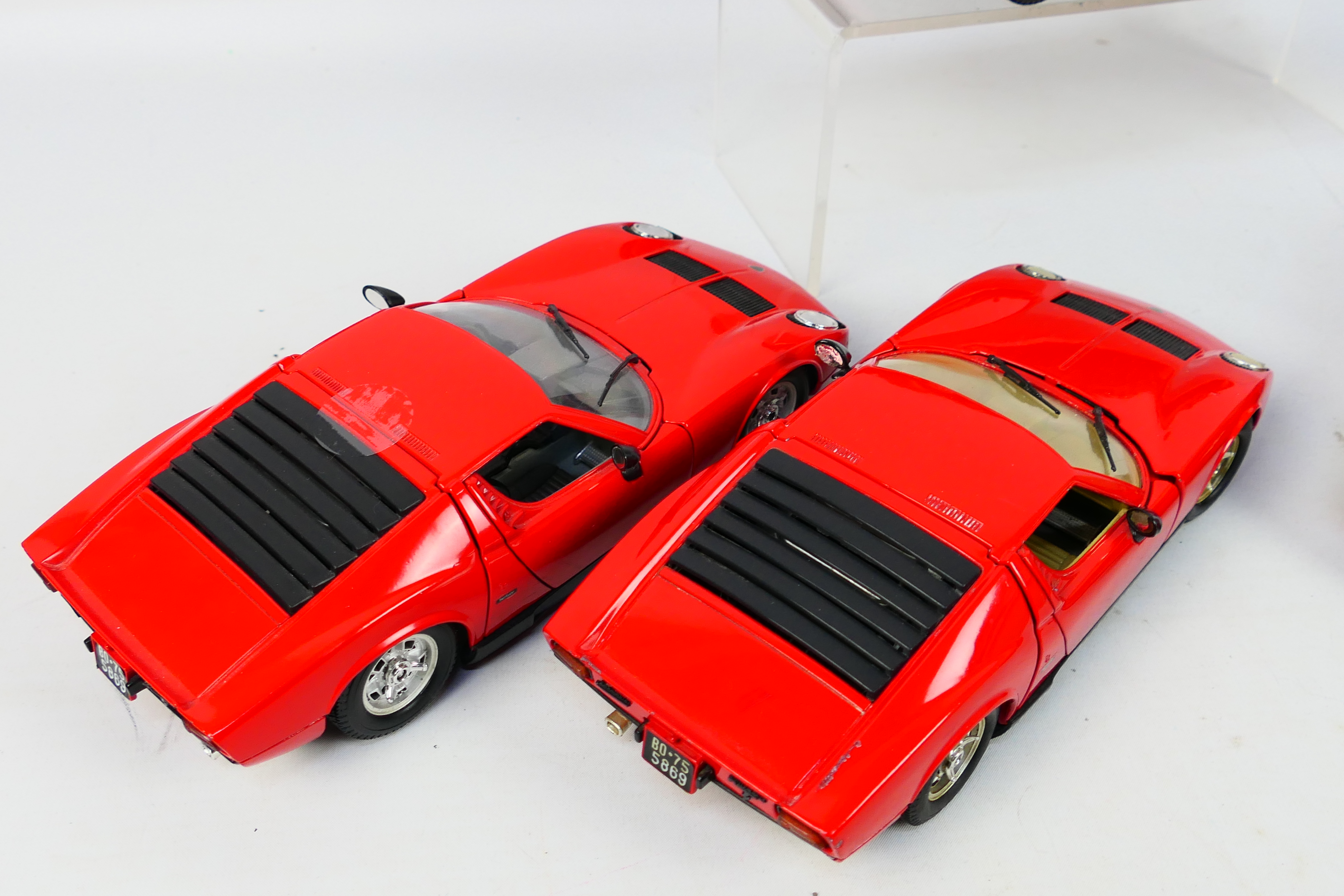 Polistil - Four unboxed 1:24 scale Lamborghini Miura diecast model cars from Polistil. - Image 5 of 5