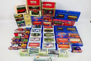 Oxford - Lledo - A collection of 37 Oxford Diecast Metal vehicles including British Bus Gift Pack