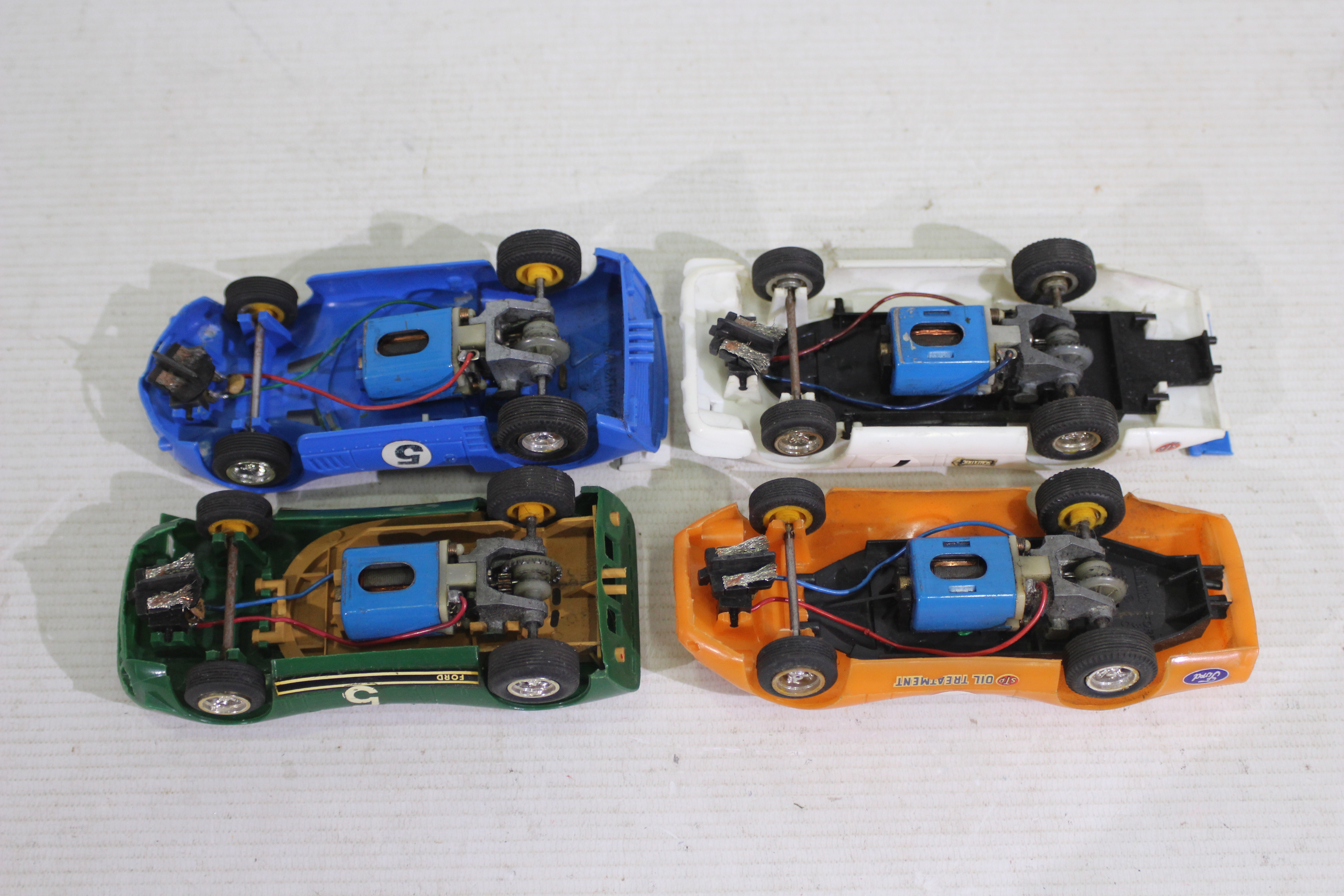 Scalextric - 4 x unboxed vintage slot cars, Porsche 917 # C.22, Mirage Ford # C. - Image 5 of 5