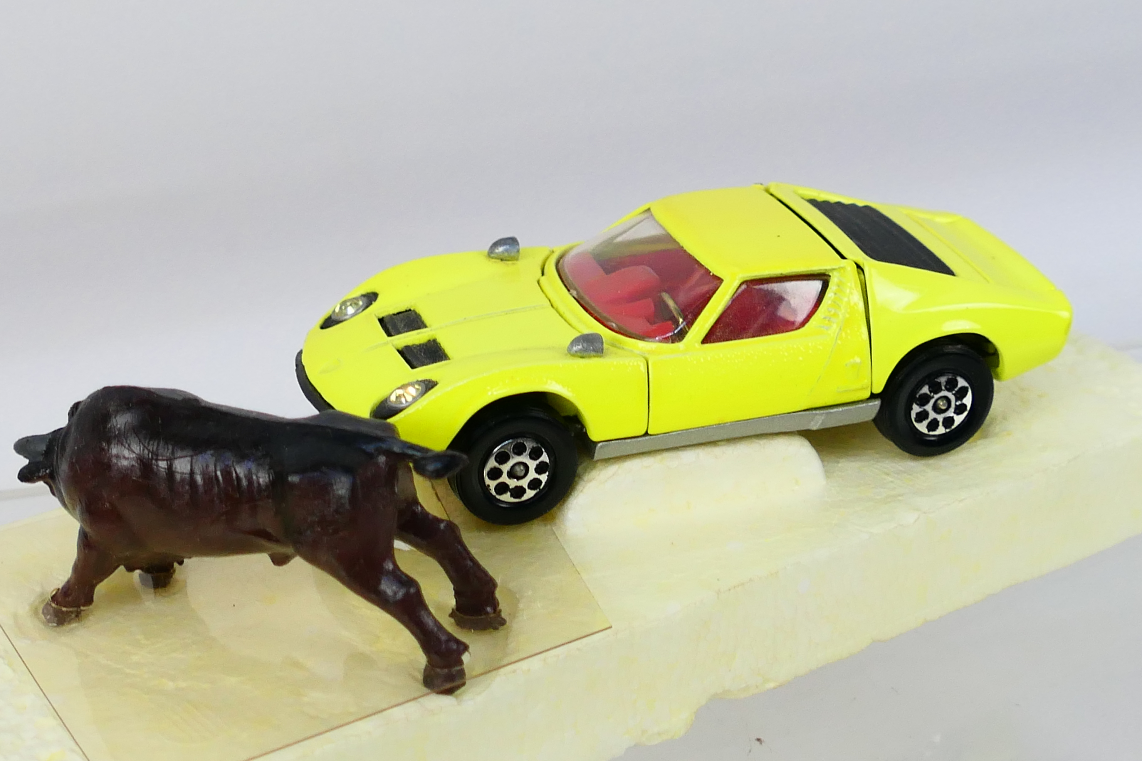Corgi - Golden Jacks - 2 x boxed models, a Mini Marcos 850 GT # 341 and a Lamborghini Miura # 342. - Image 8 of 10