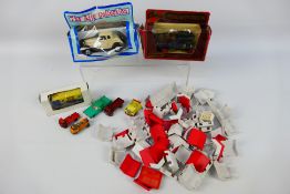 Matchbox - Diecast - Corgi - Aljo - A selection of 5 unboxed vintage matchbox vehicles including