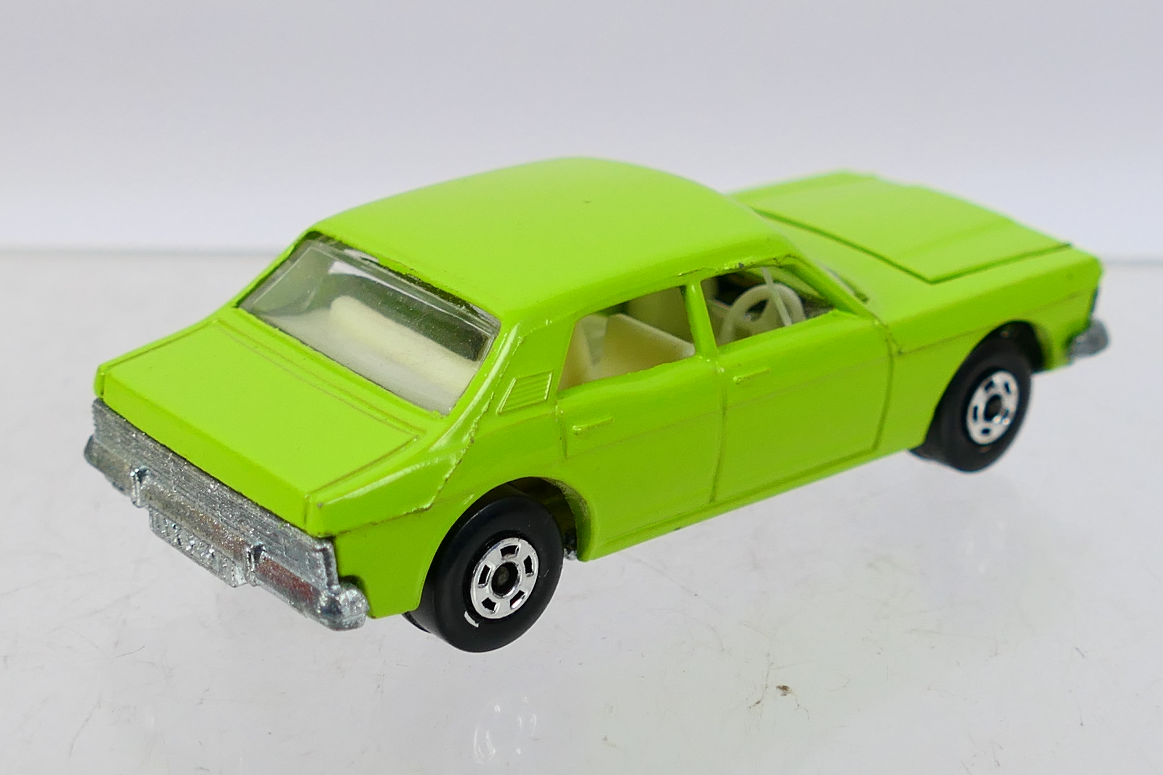 Matchbox - Superfast - A rare boxed Ford Zodiac in lime green with wide wheels # 53. - Image 3 of 5