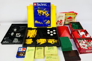 Bayko - Lego - Construction - A Lego Technic Set 8062 in original plastic storage box in excellent