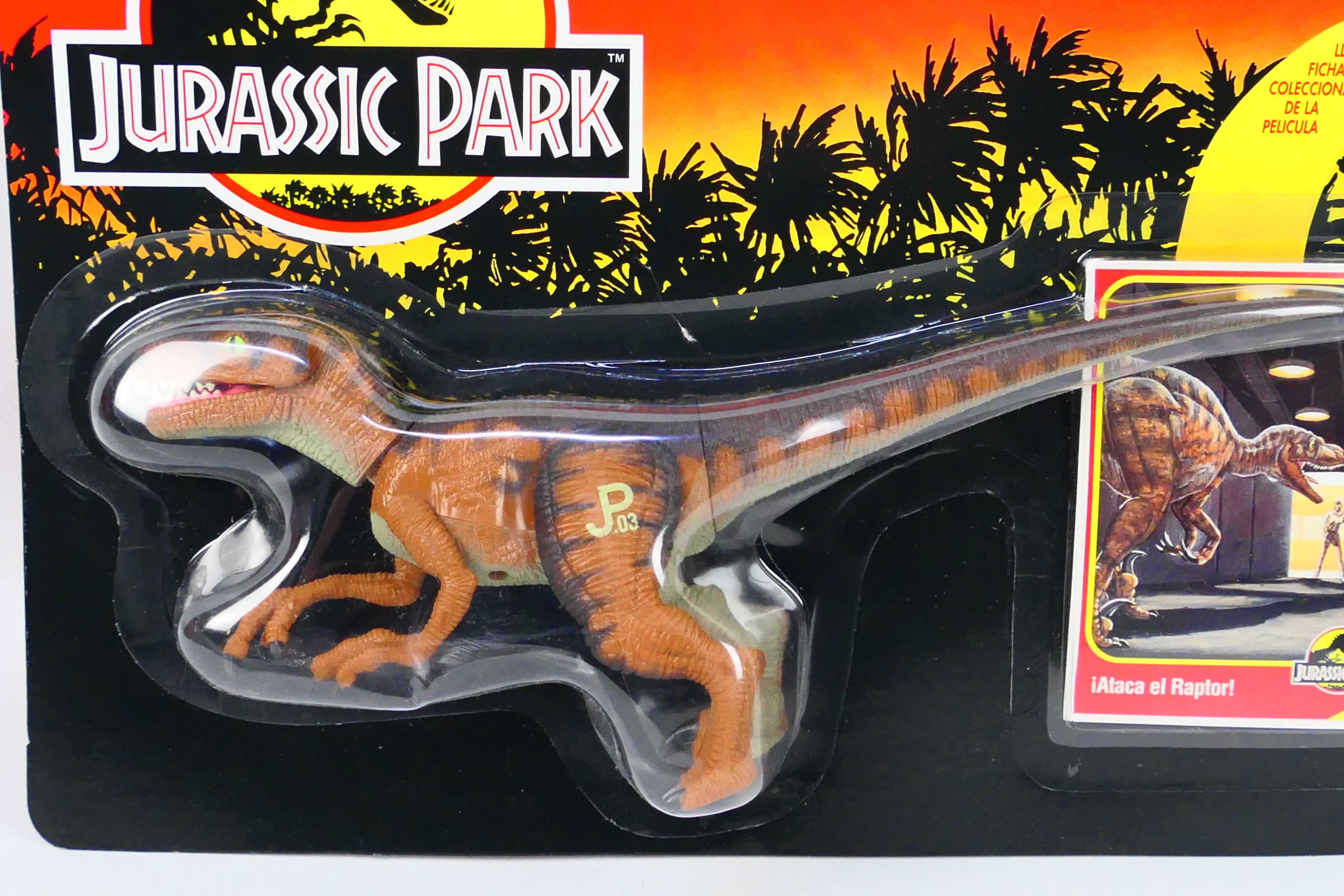 Kenner - Jurassic Park - A 1993 Blister packed figure of Velociraptor from Jurassic Park. - Bild 2 aus 5