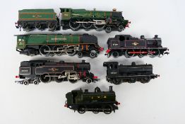 Hornby Dublo - Wrenn - Other - A group of six OO gauge steam locomotives.