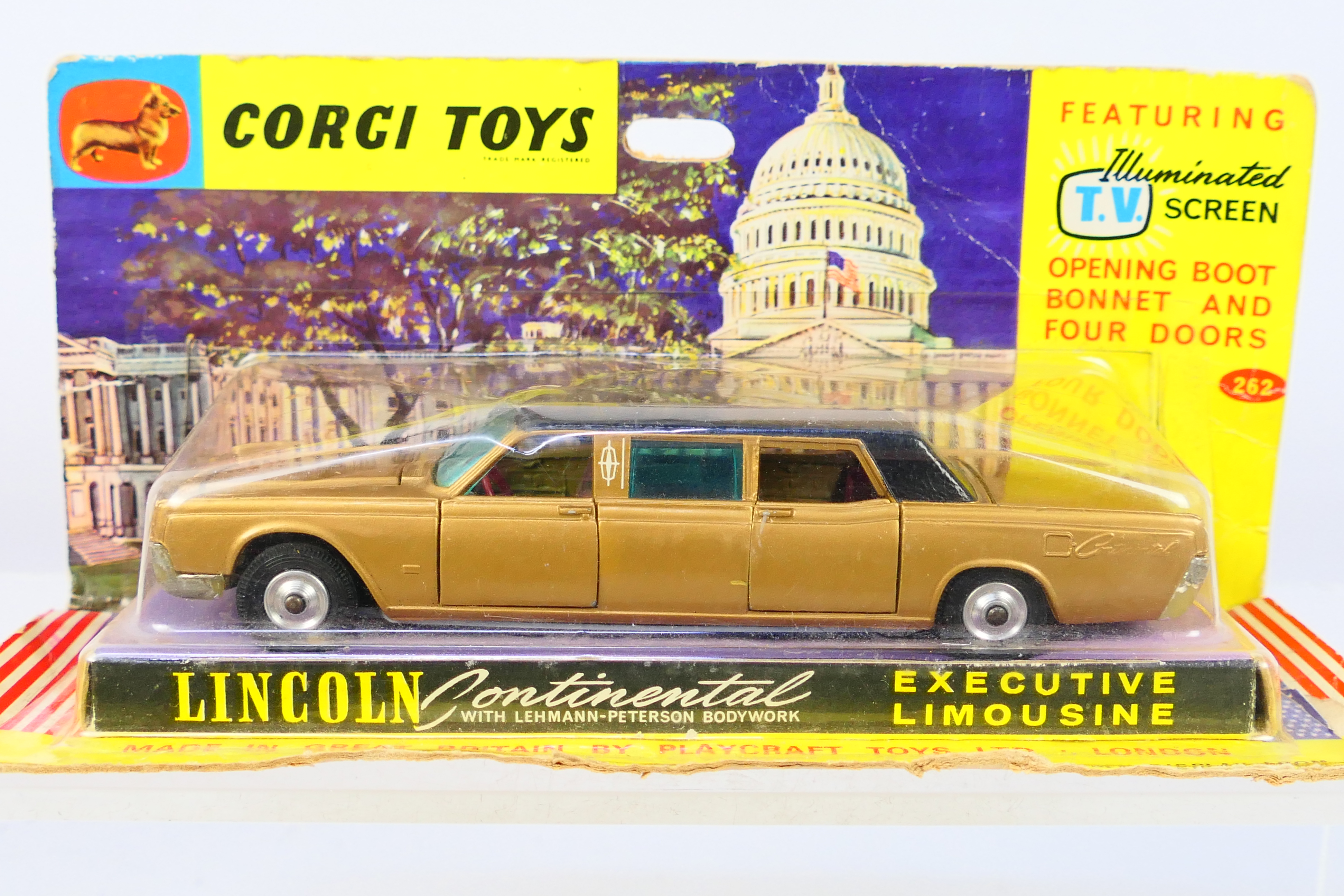 Corgi - An unopened Lincoln Continental Limousine # 262. - Image 2 of 4
