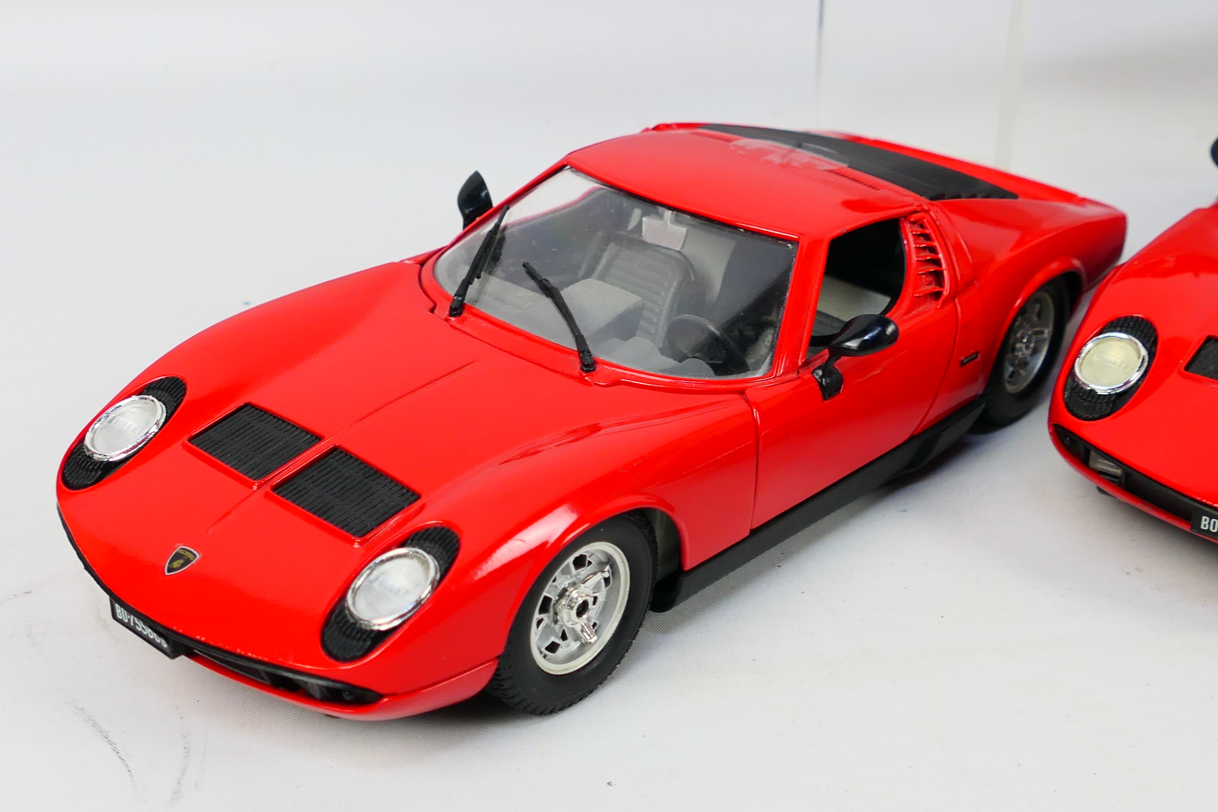 Polistil - Four unboxed 1:24 scale Lamborghini Miura diecast model cars from Polistil. - Image 3 of 5