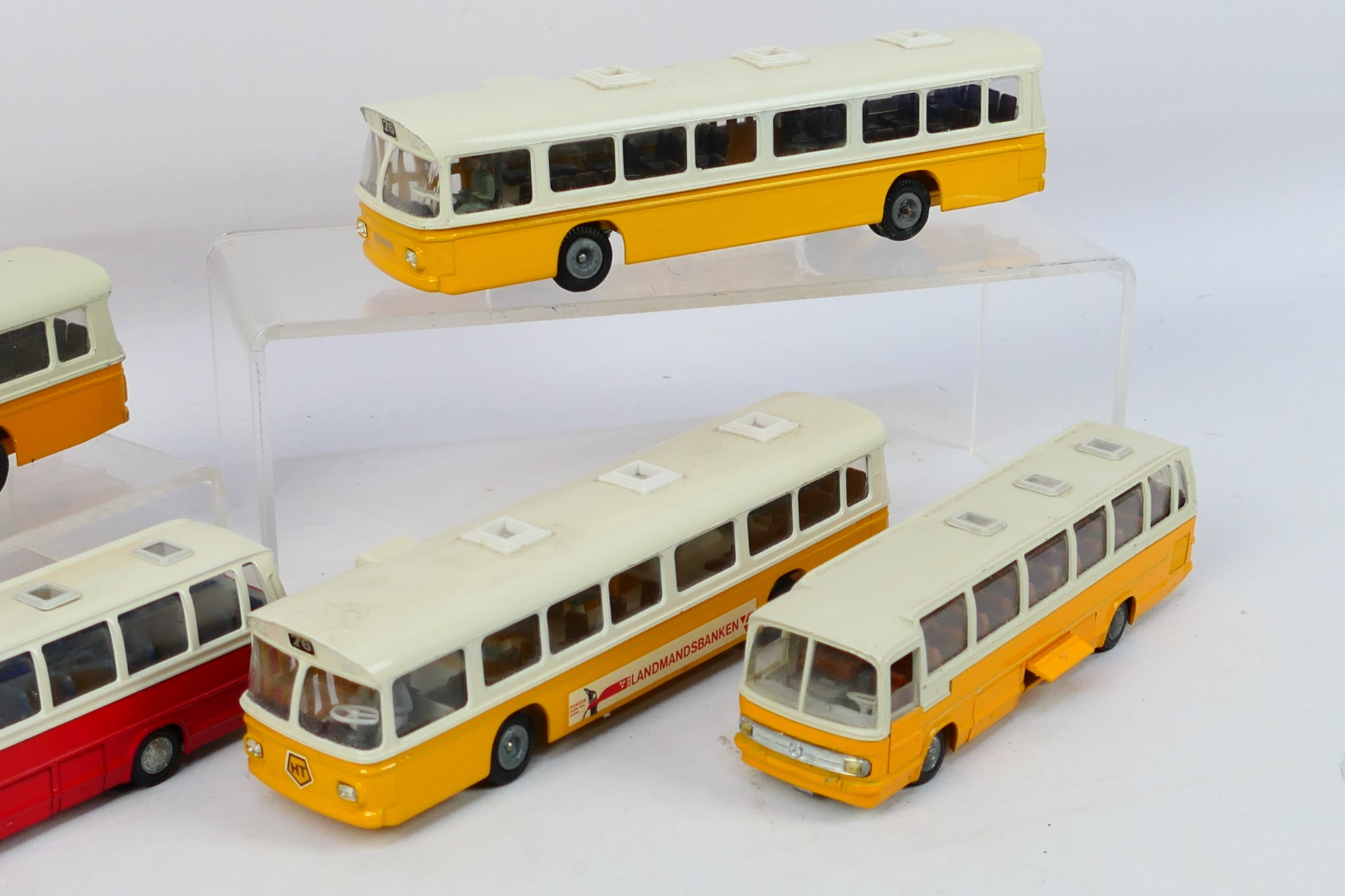 Tekno - Five unboxed diecast 1:50 scale model buses from Tekno. - Image 2 of 3