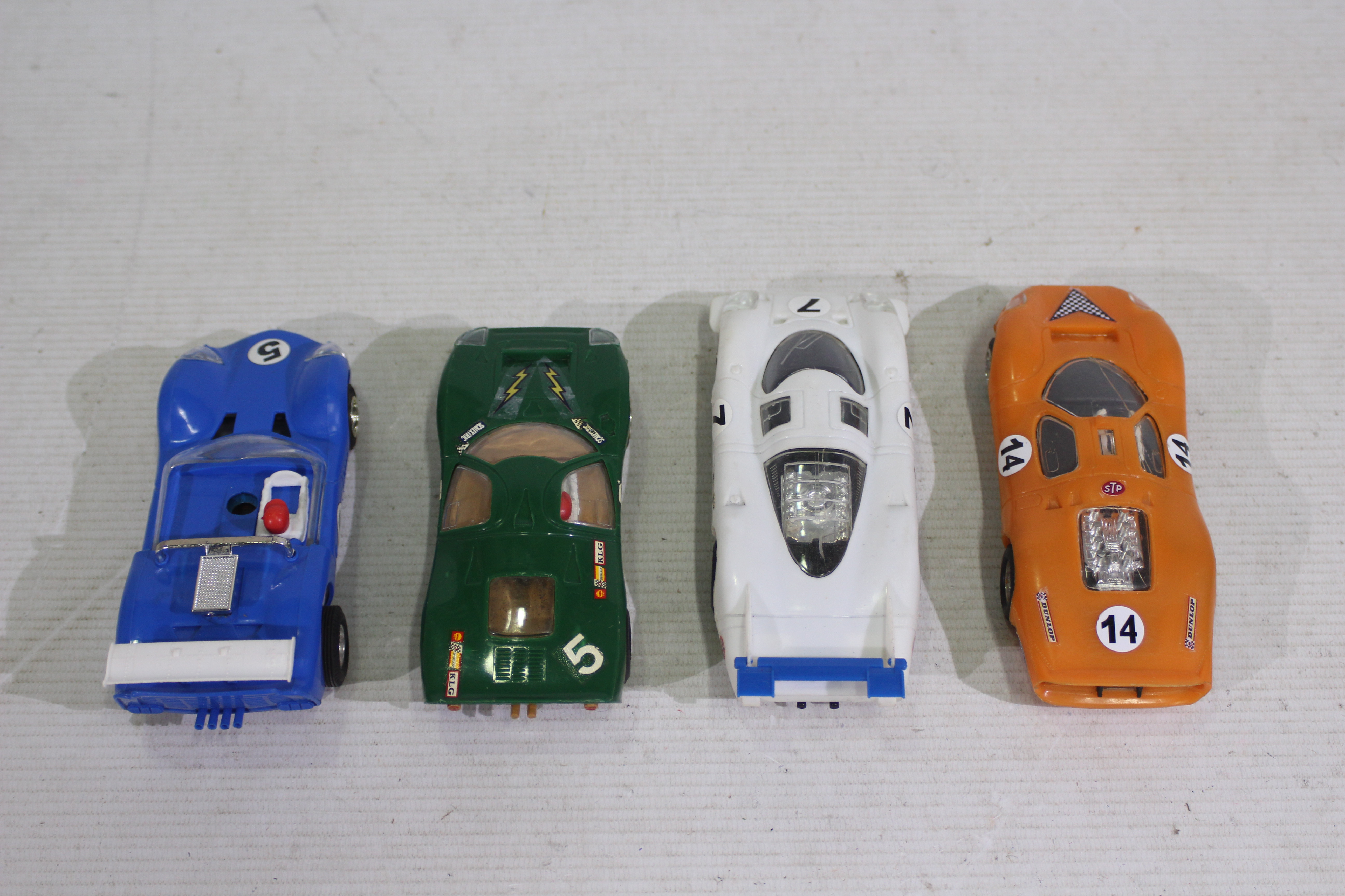 Scalextric - 4 x unboxed vintage slot cars, Porsche 917 # C.22, Mirage Ford # C. - Image 2 of 5