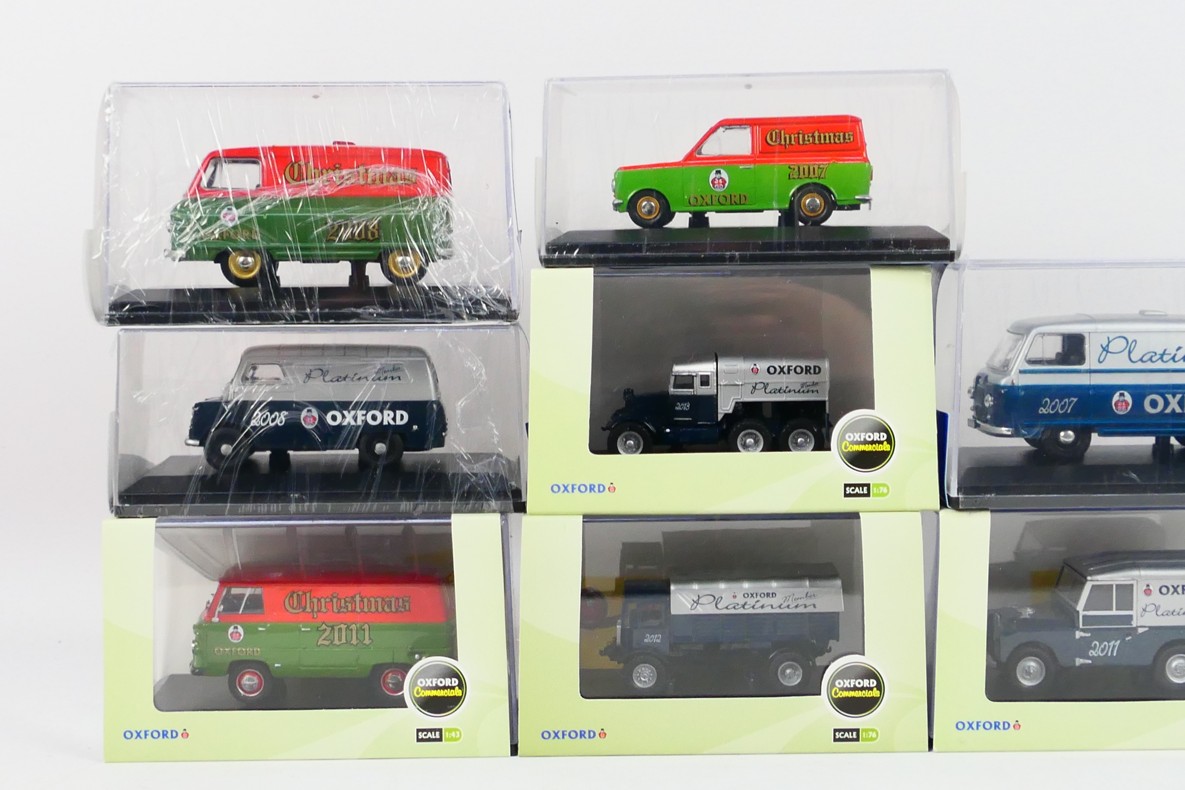 Oxford - A collection of 8 Oxford Diecast Metal vehicles including #76AEC016 AEC Matador(Limited - Image 2 of 3
