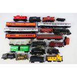 Bachmann - Con-Cor - Life Line - Others - A small group of HO gauge US locomotives and rolling