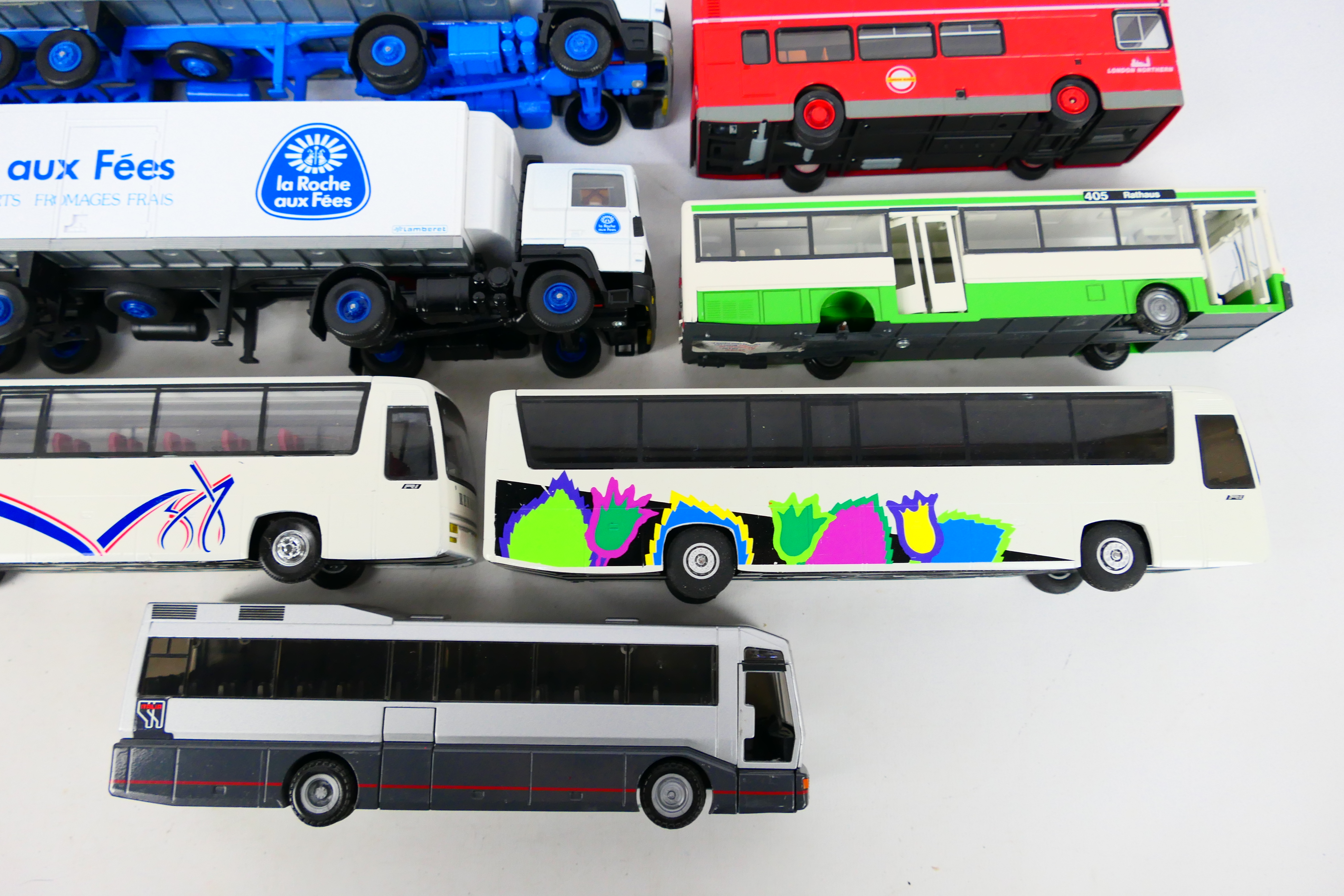 NZG - Eligor - Other - An unboxed group of seven diecast 1:50 scale model vehicles coaches. - Image 3 of 3