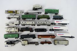 Roco - Rivarossi - DIMI Trains - Kadee - Other - 24 unboxed items of mainly N gauge items of