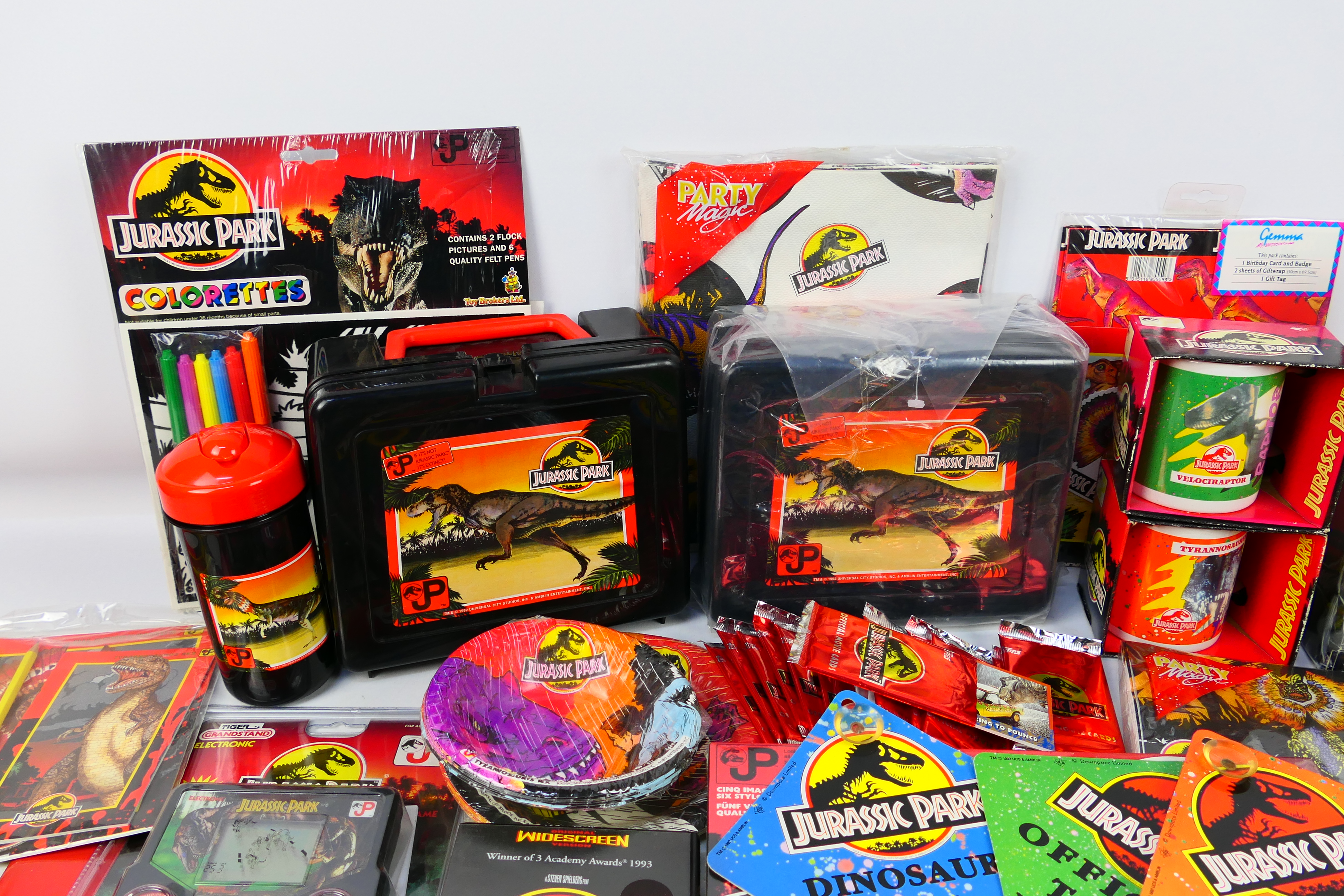 Tiger - Party - Jurassic Park - An assortment of Jurassic Park Merchandise. - Image 2 of 7
