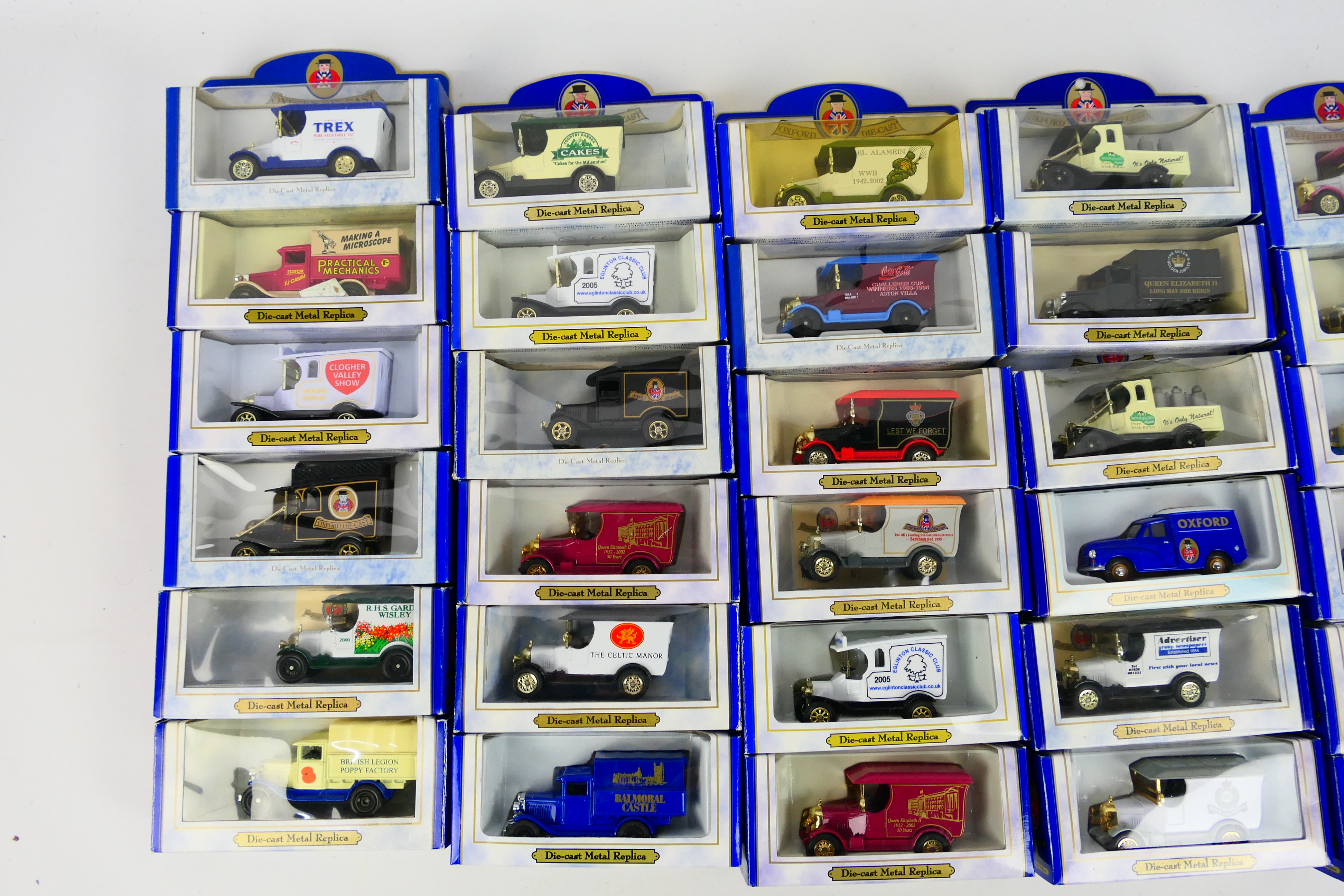 Oxford Diecast - A collection of 30 Oxford Diecast Metal vehicles including Queen Elizabeth II - Image 2 of 3