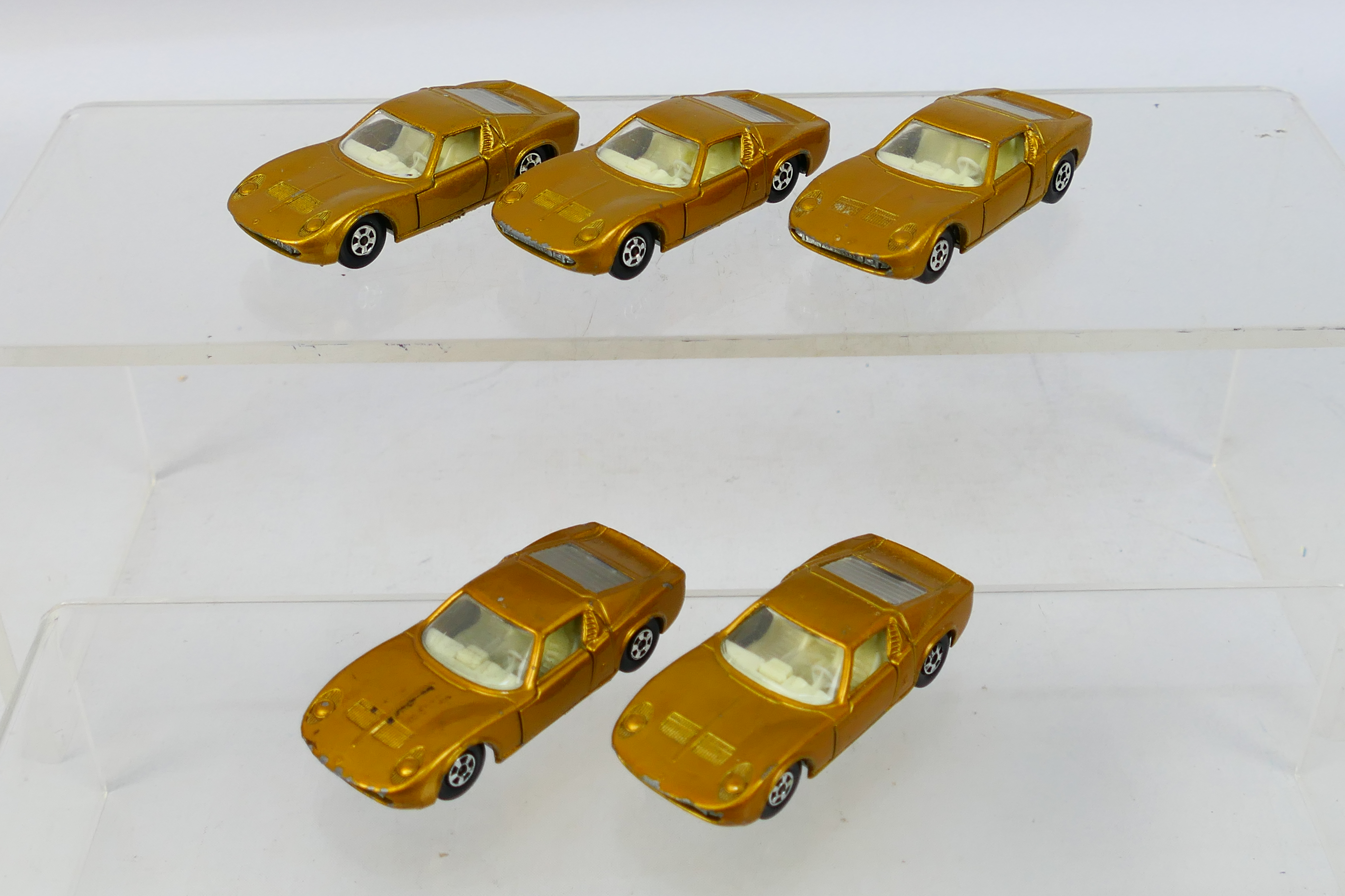 Matchbox Superfast - Five unboxed Matchbox Superfast MB33a Lamborghini Miura.