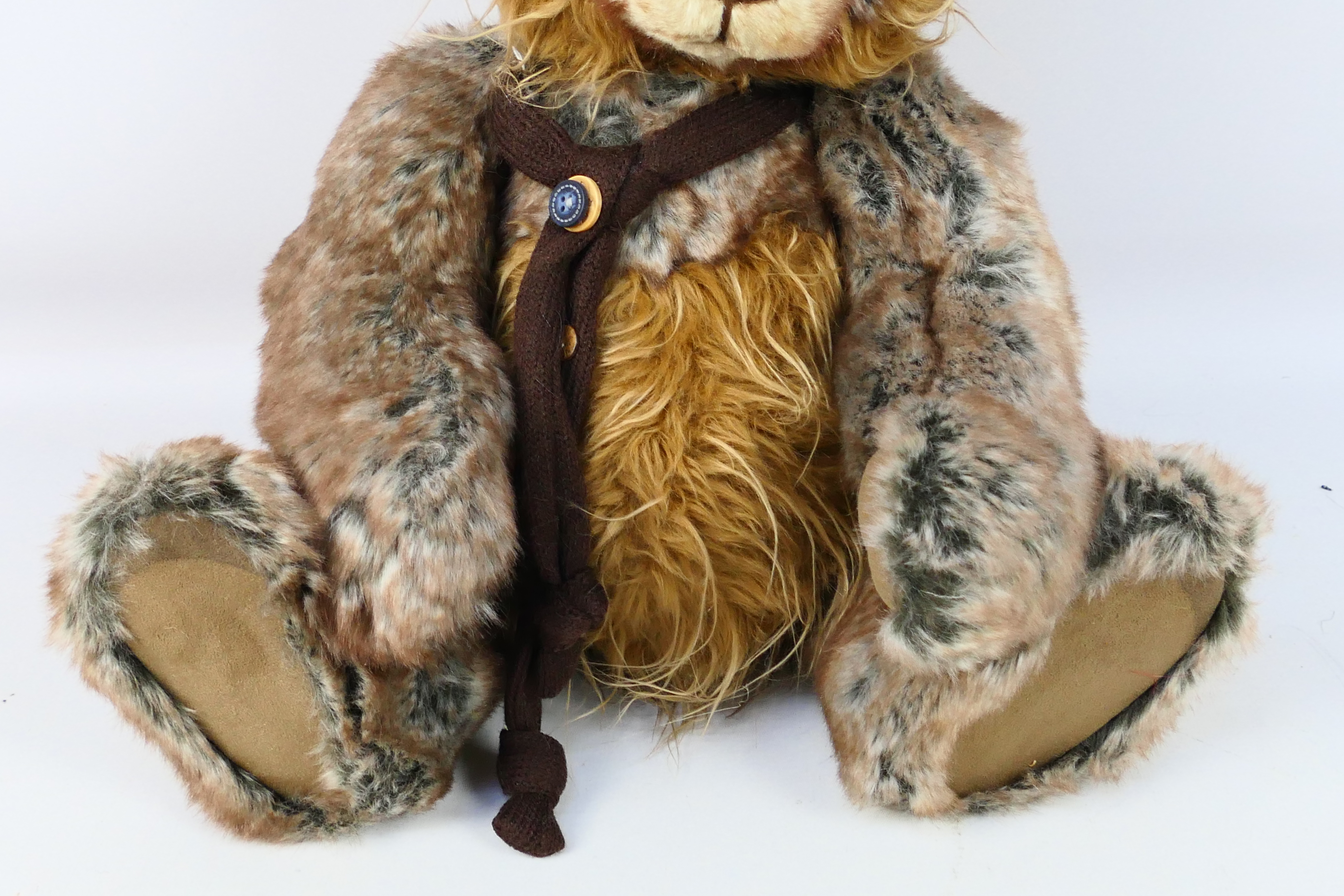 Charlie Bear - Plush - A Charlie Bear Collectors Plush Named Scarcrow (#CB151532) 45cm with flat - Image 3 of 5