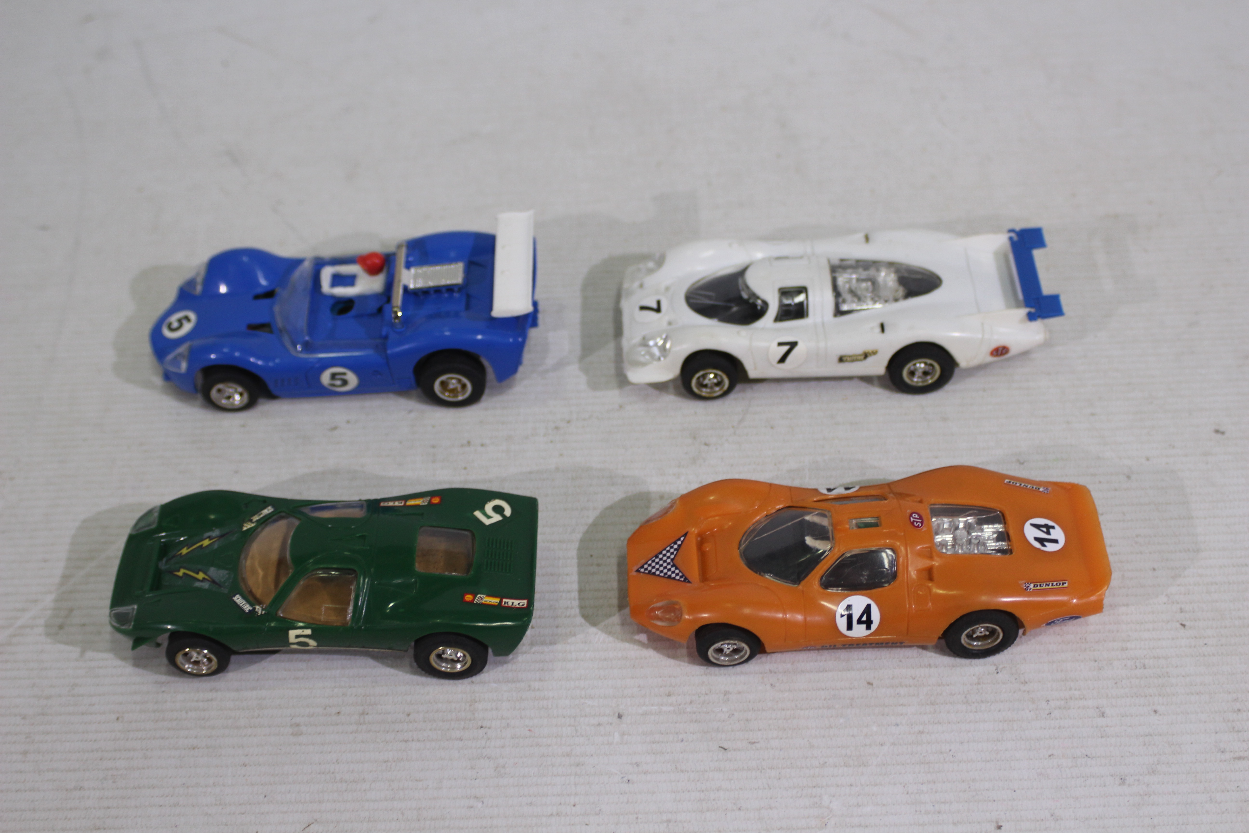 Scalextric - 4 x unboxed vintage slot cars, Porsche 917 # C.22, Mirage Ford # C. - Image 4 of 5