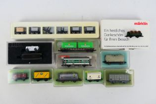 Marklin - Fleischmann - Model Power - Others - A boxed collection of 11 items of N gauge freight