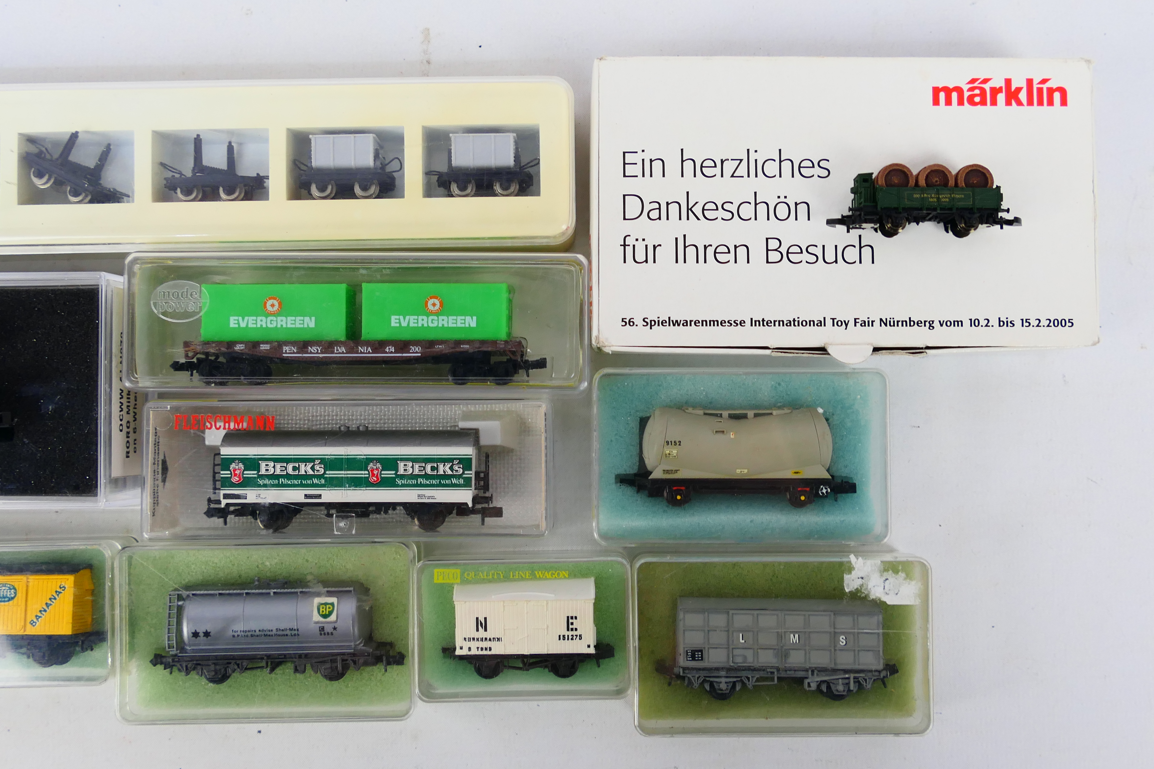 Marklin - Fleischmann - Model Power - Others - A boxed collection of 11 items of N gauge freight - Image 3 of 3